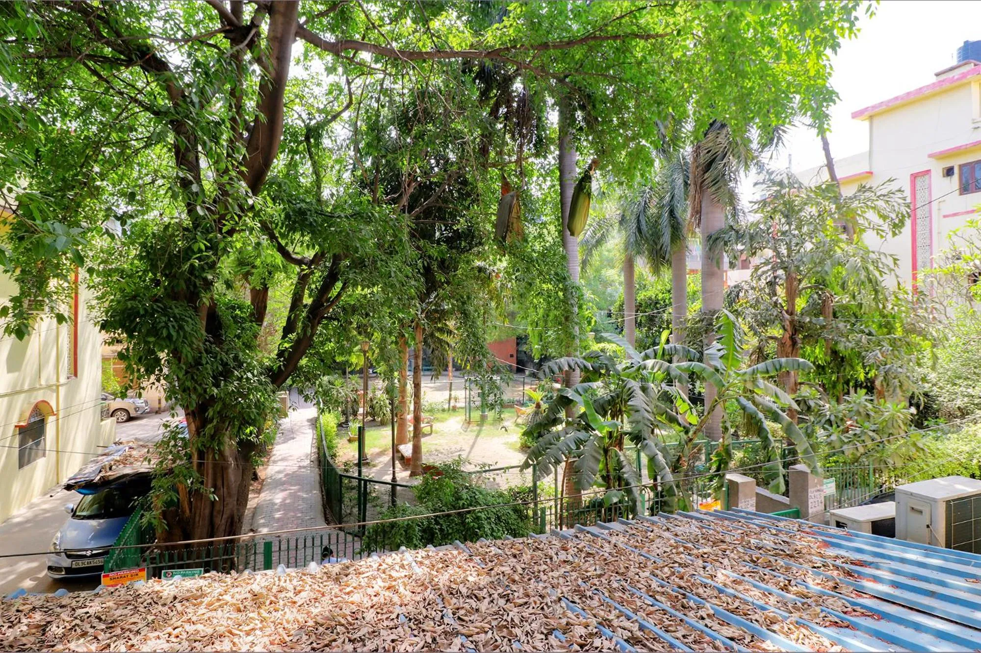 Garden in FabHotel Yug Villa