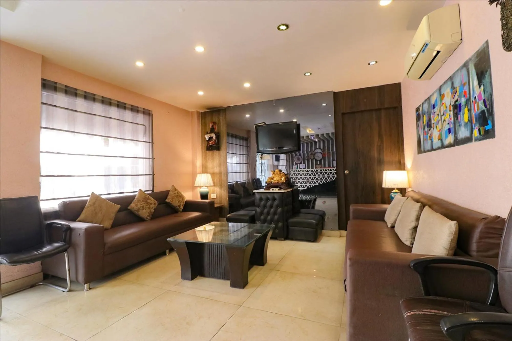 Lobby or reception in FabHotel Yug Villa