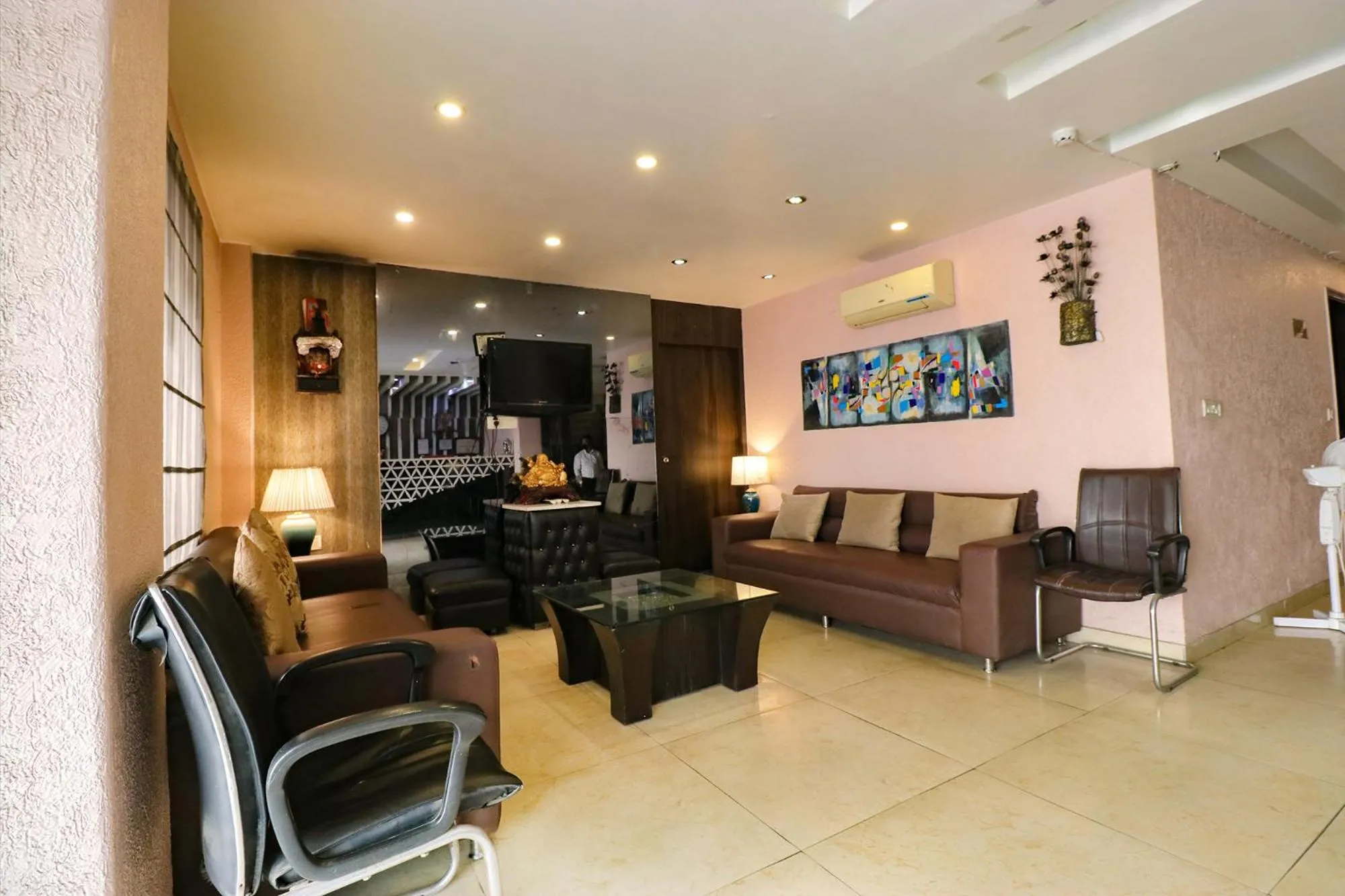 Lobby or reception in FabHotel Yug Villa