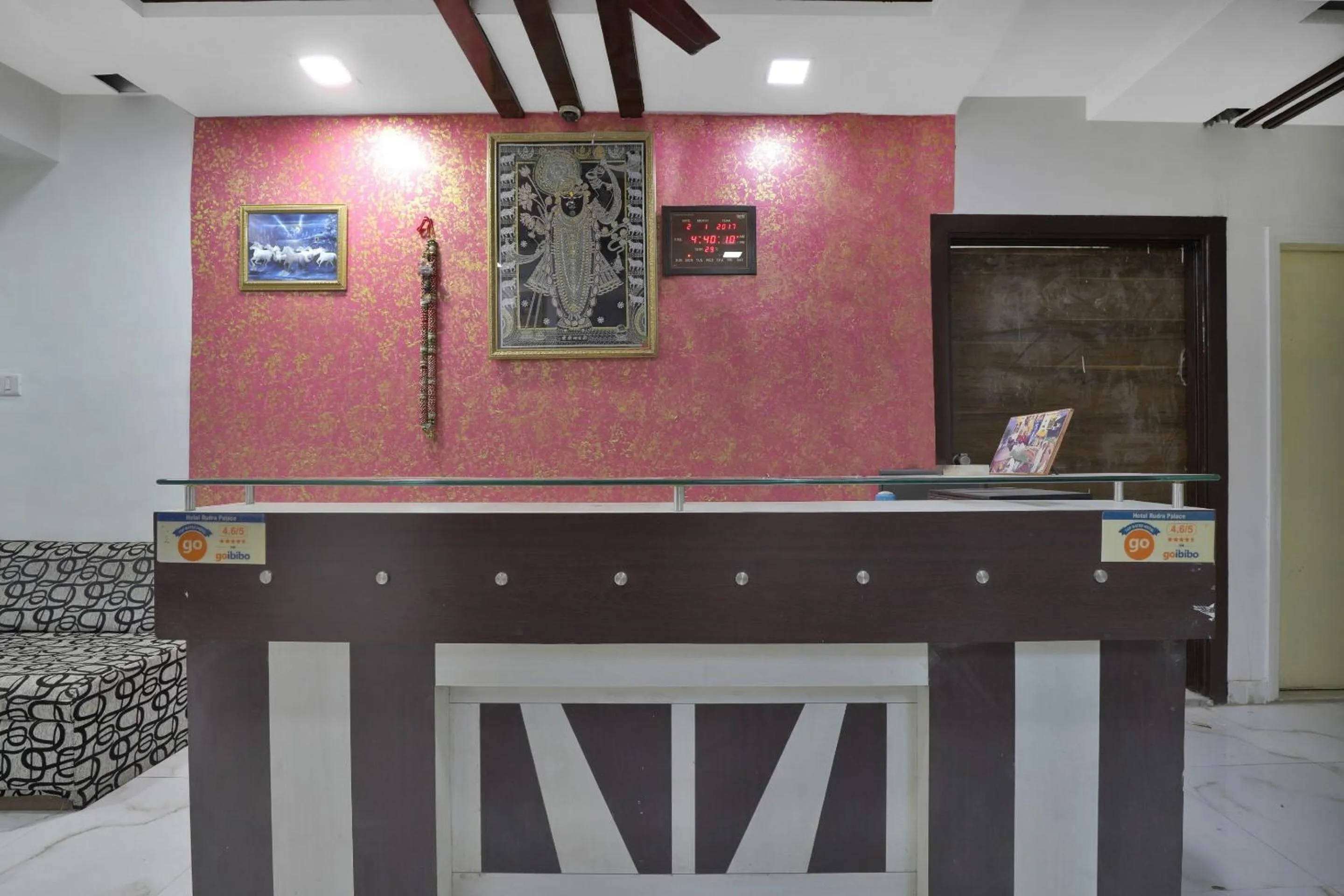 Lobby or reception in Hotel O Rudra Palace