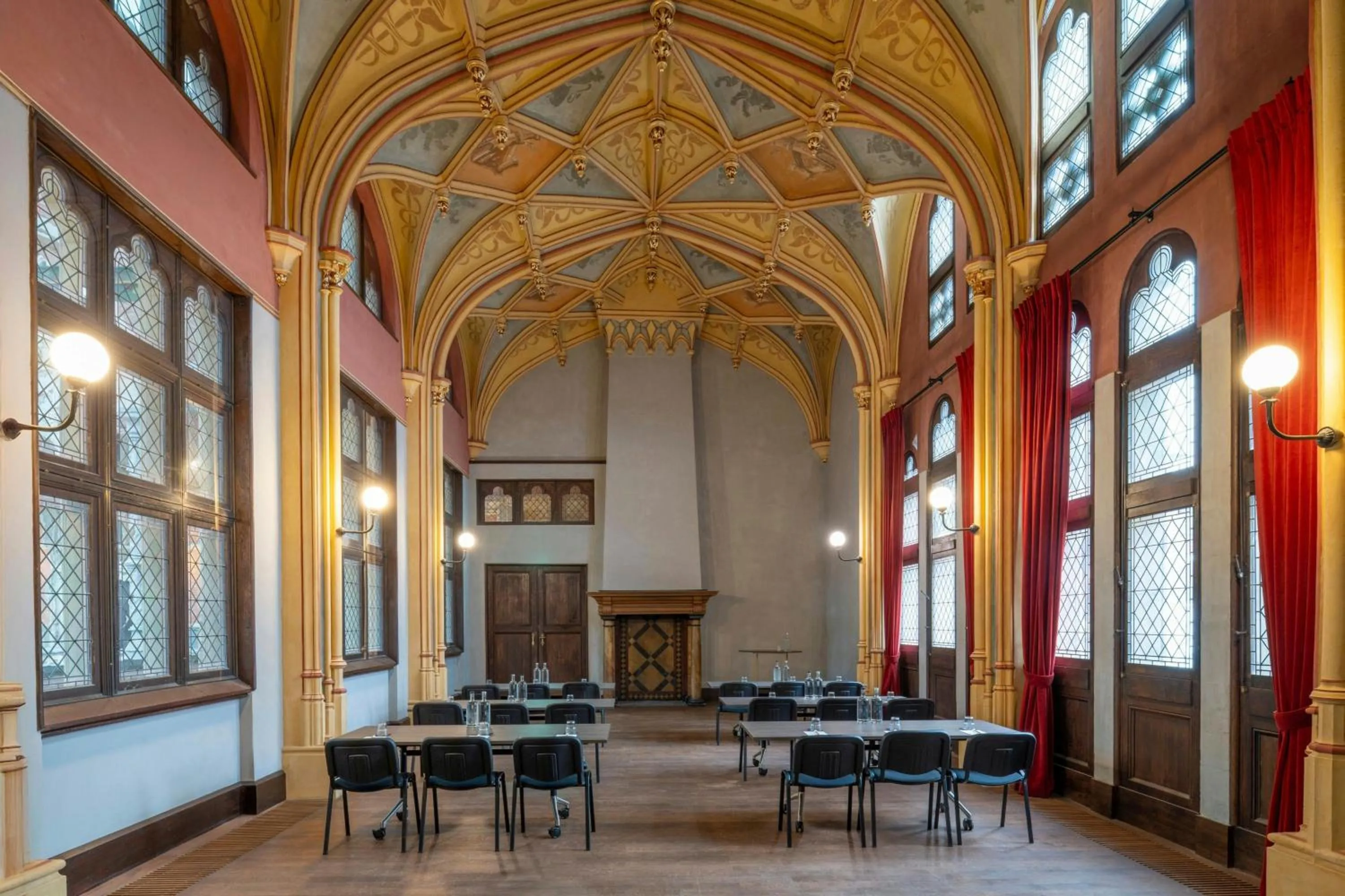 Meeting/conference room in Sapphire House Antwerp, Autograph Collection