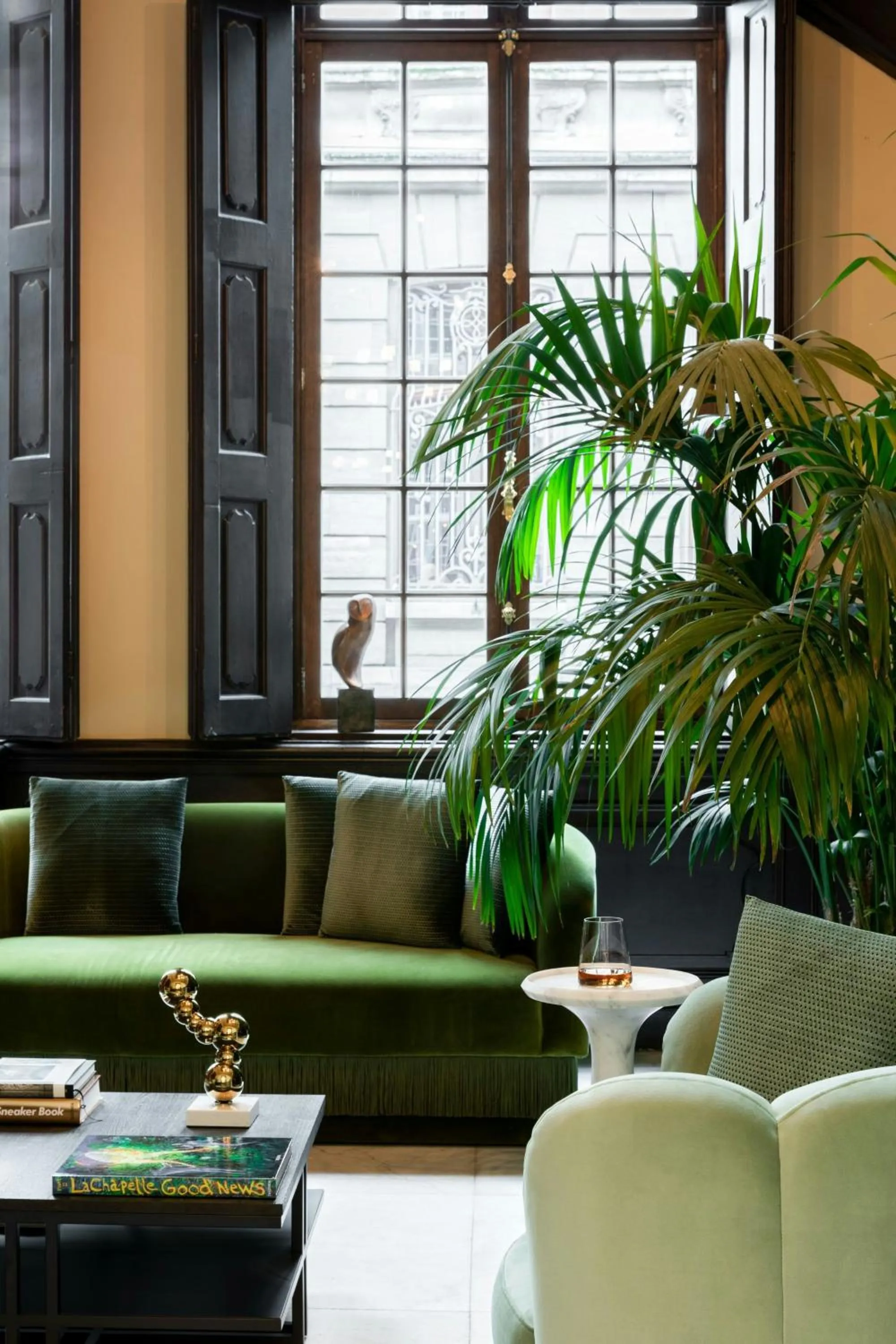 Other in Sapphire House Antwerp, Autograph Collection