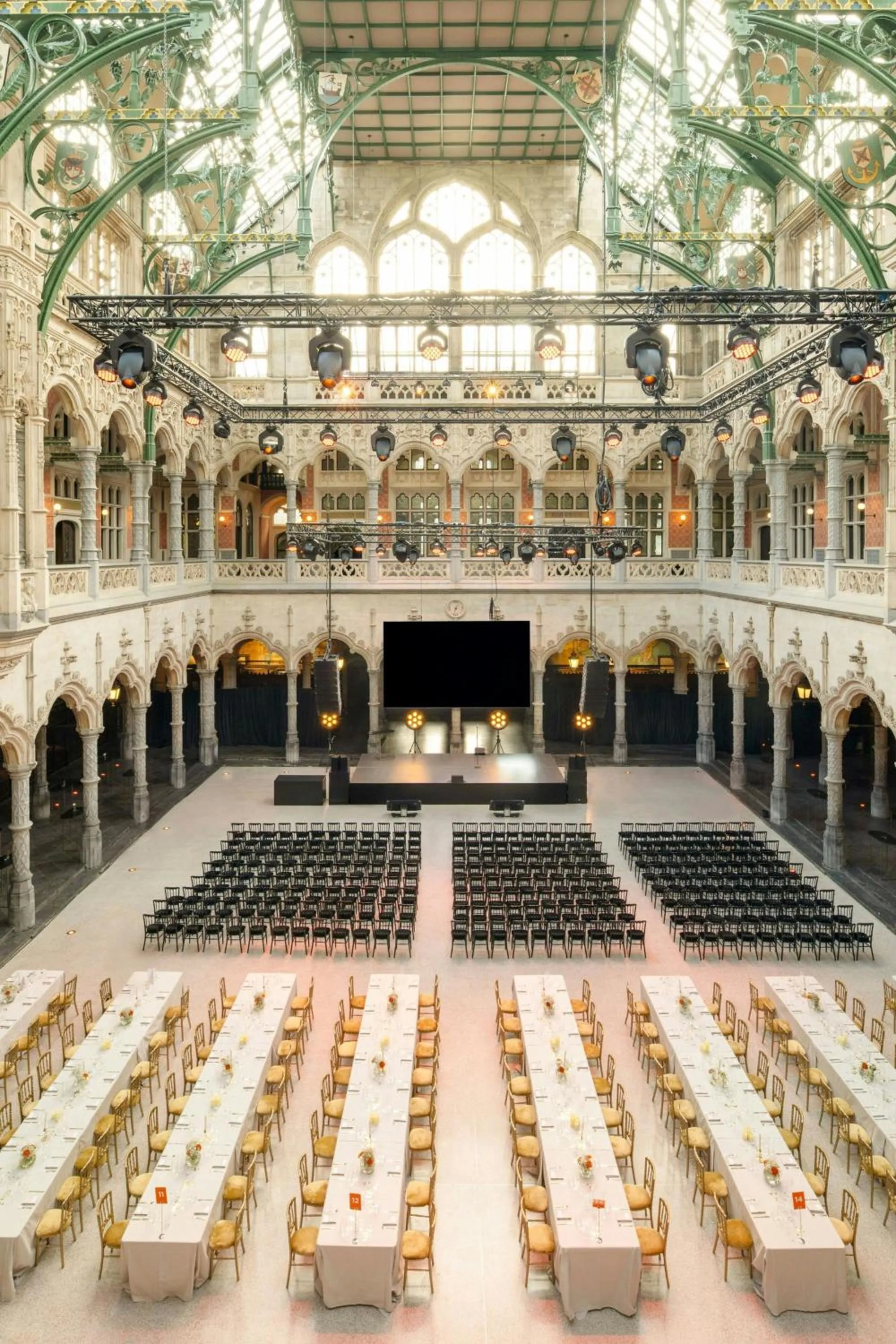 Meeting/conference room in Sapphire House Antwerp, Autograph Collection