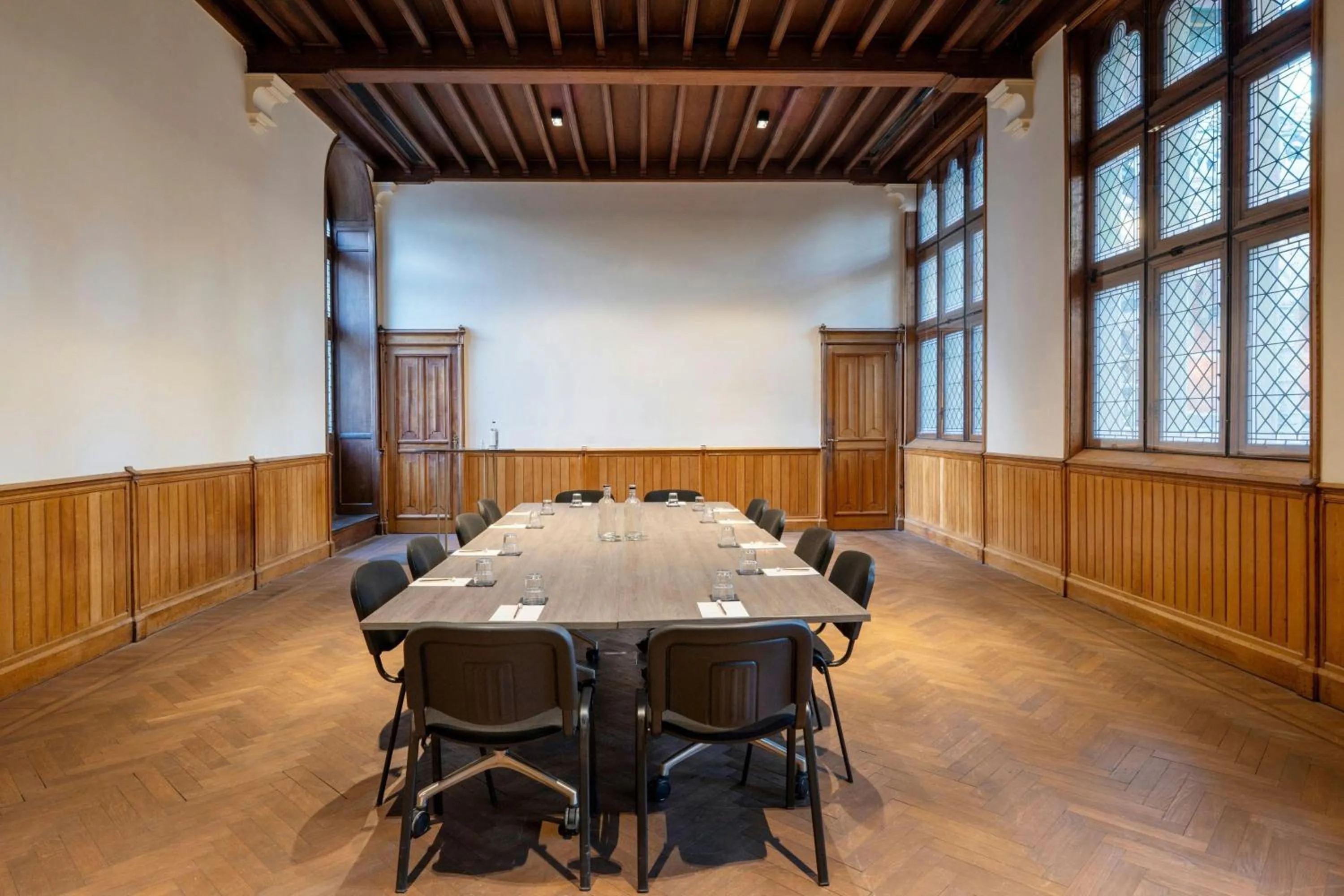 Meeting/conference room in Sapphire House Antwerp, Autograph Collection