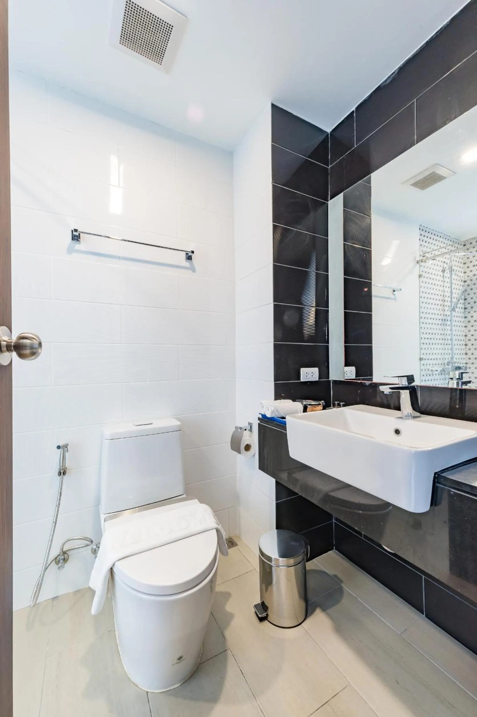 Bathroom in Wyndham Phuket Airport