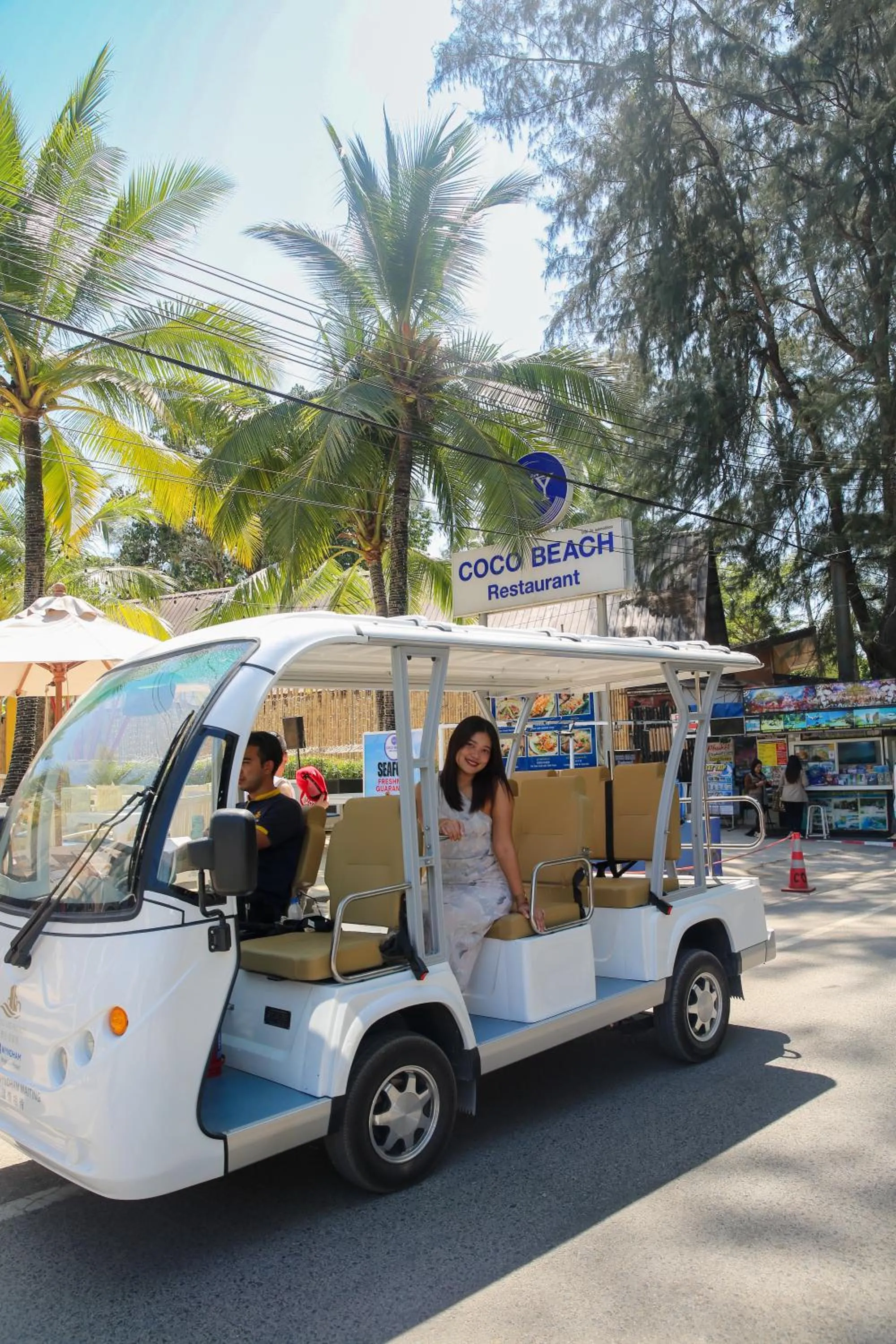 shuttle in Wyndham Phuket Airport
