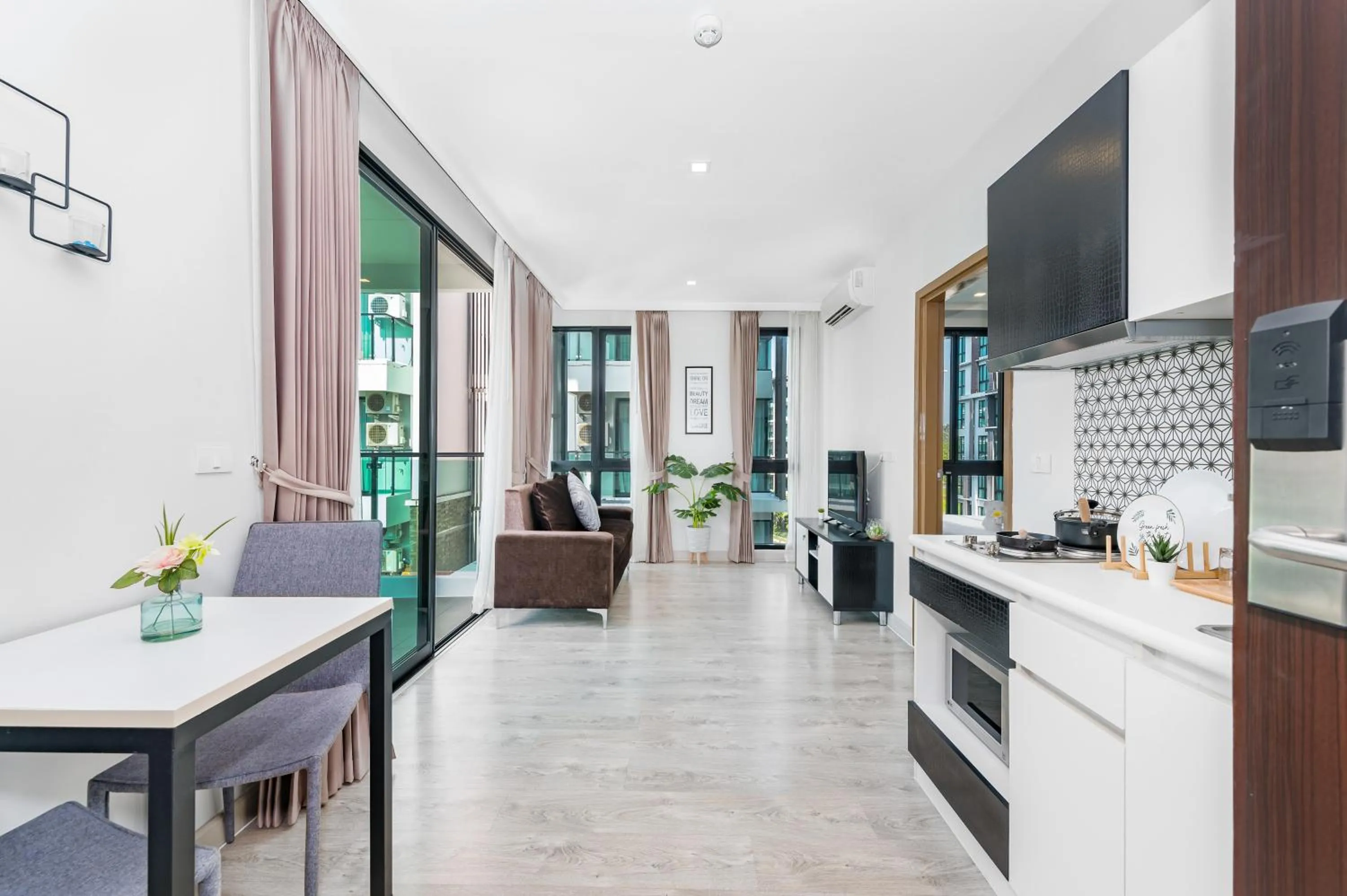 Living room in Wyndham Phuket Airport