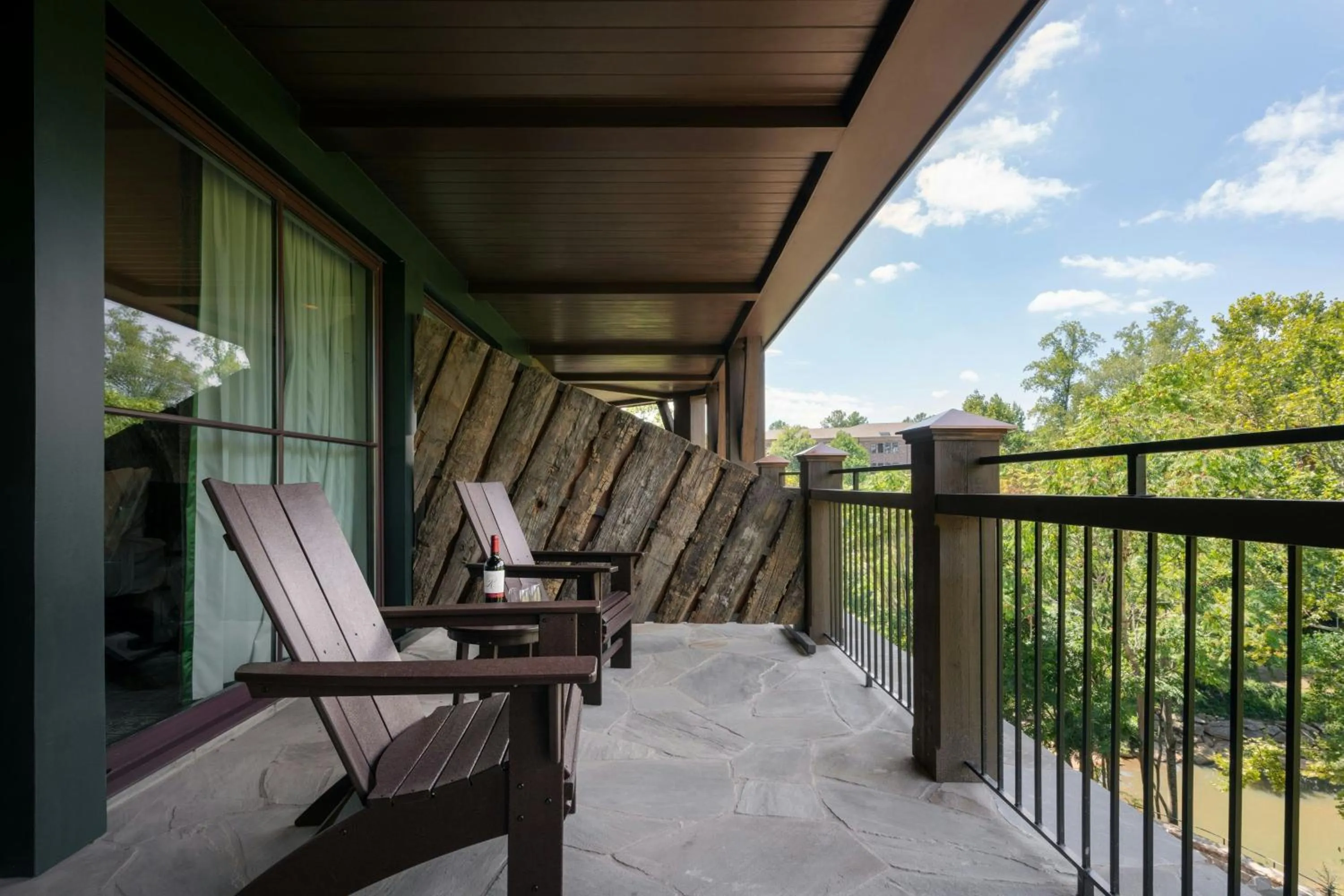 Photo of the whole room in Grand Bohemian Lodge Greenville, Autograph Collection