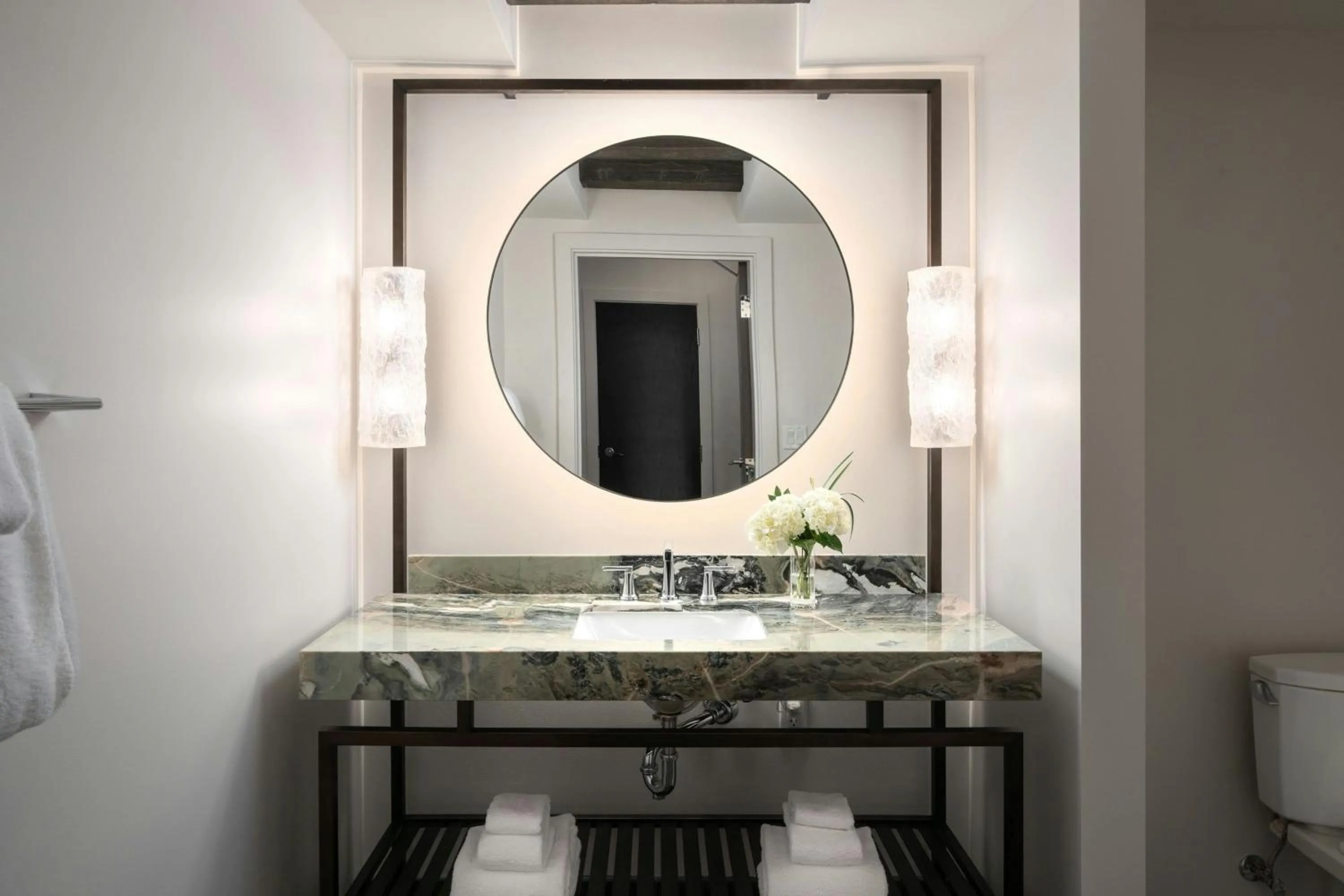 Bathroom in Grand Bohemian Lodge Greenville, Autograph Collection