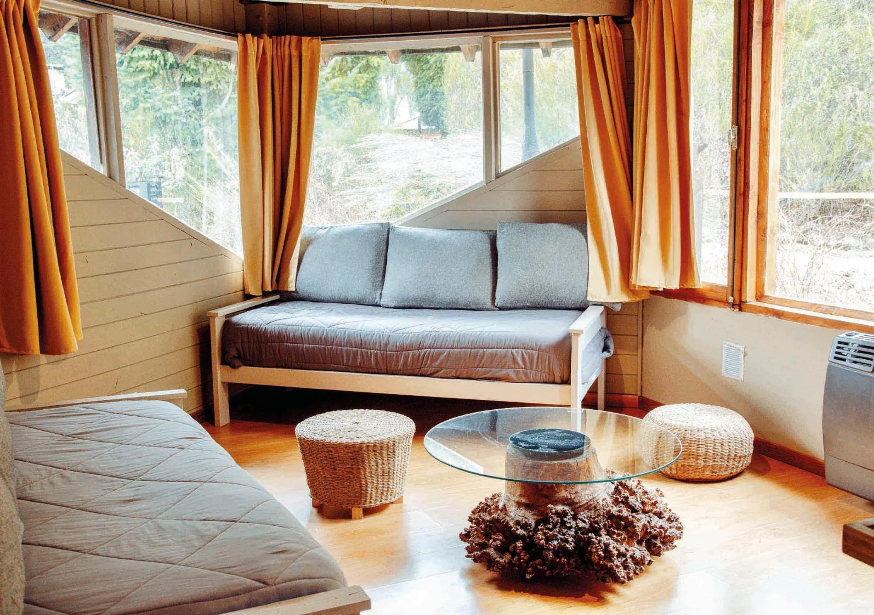 Living room in Ruma Andina by DOT Cabana Living room in Ruma Andina by DOT Cabana