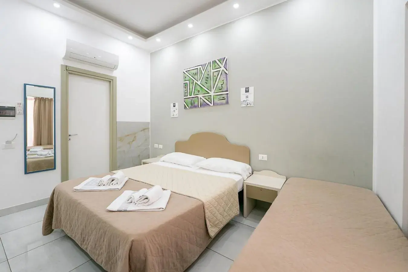 Deluxe King Room in Royal H Umberto I, Napoli Centro, by ClaPa Group Deluxe King Room in Royal H Umberto I, Napoli Centro, by ClaPa Group