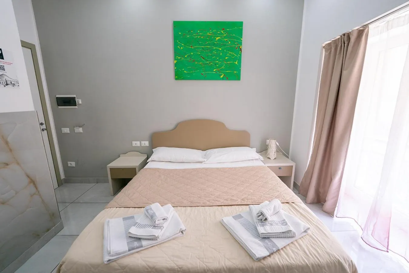 Bed in Royal H Umberto I, Napoli Centro, by ClaPa Group