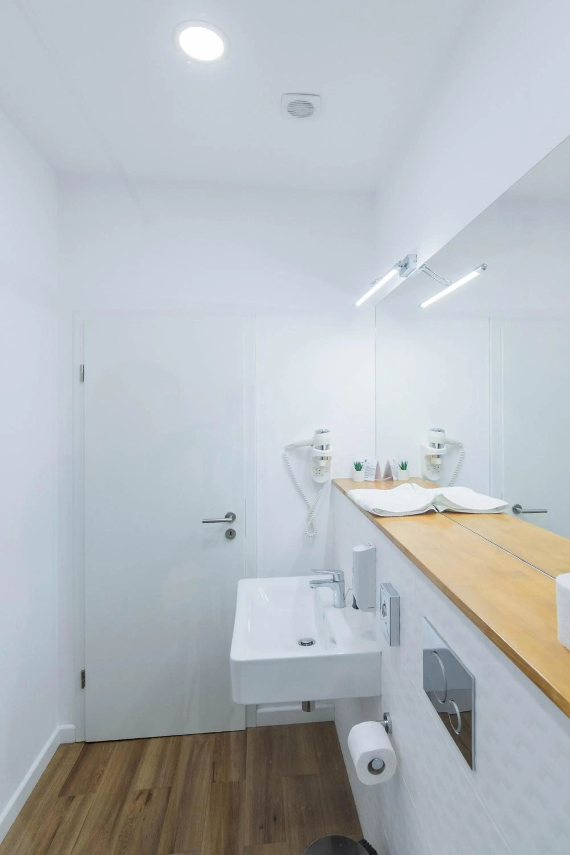 Toilet in Hotel Urban