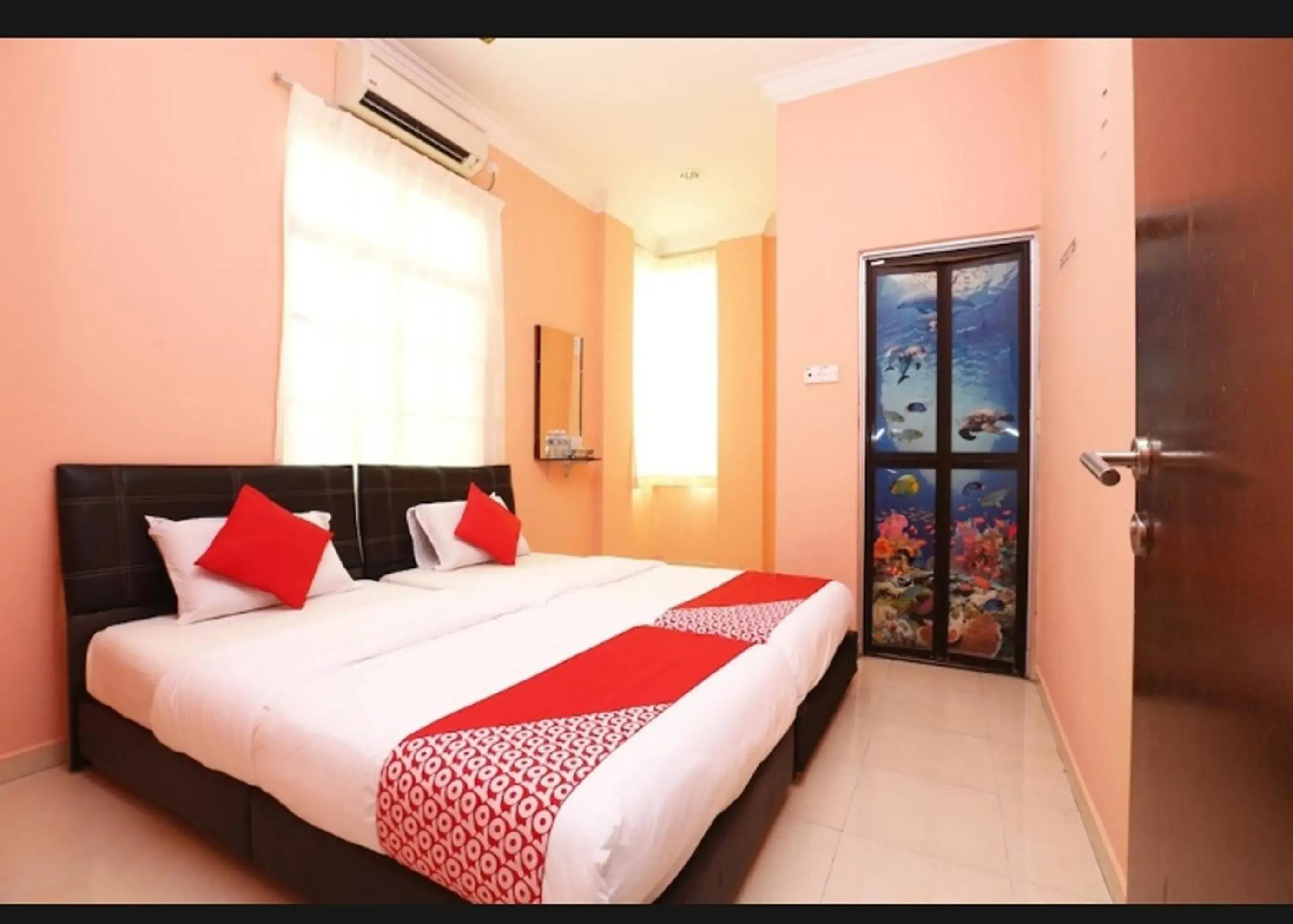 SA VILLA HOLIDAY INN SA VILLA HOLIDAY INN