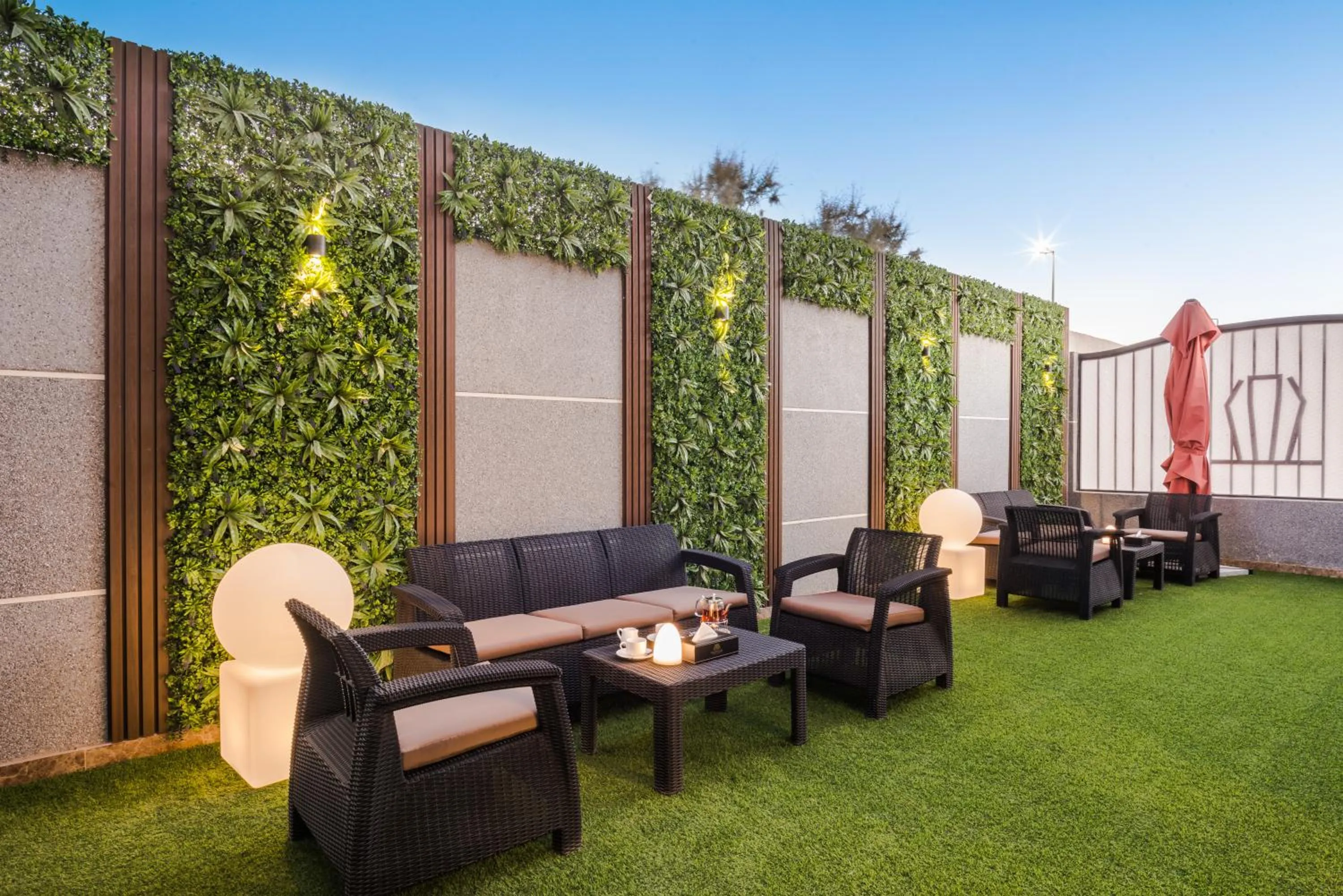 Garden in Tulip Plaza Hotel