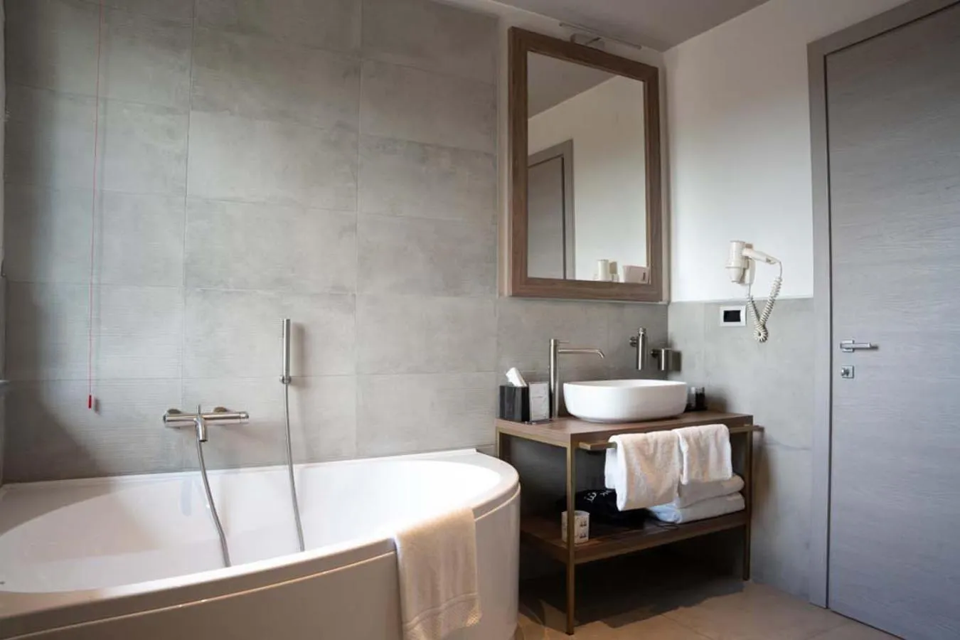 Shower in Le Cappuccinelle Suites&SPA