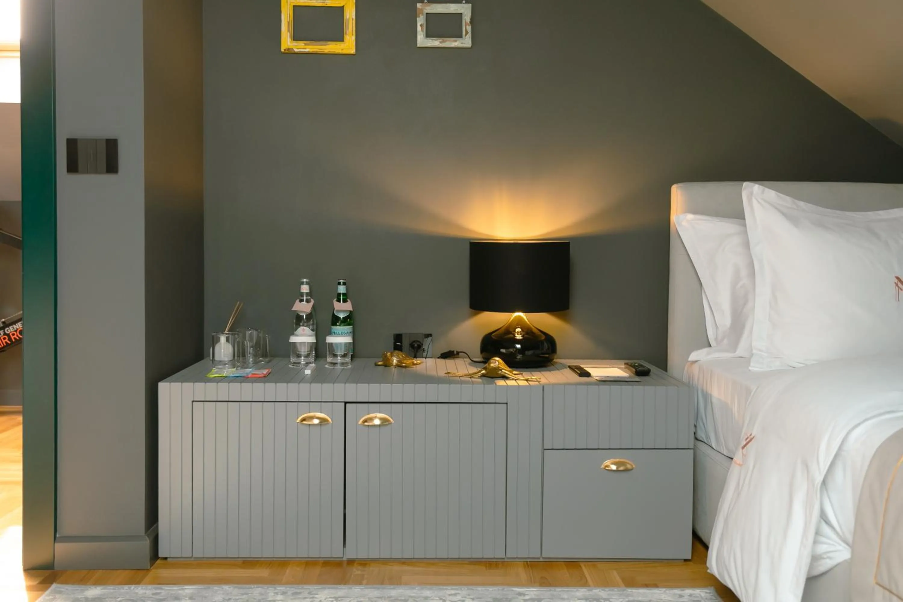 Bed in Mert Boutique Hotel