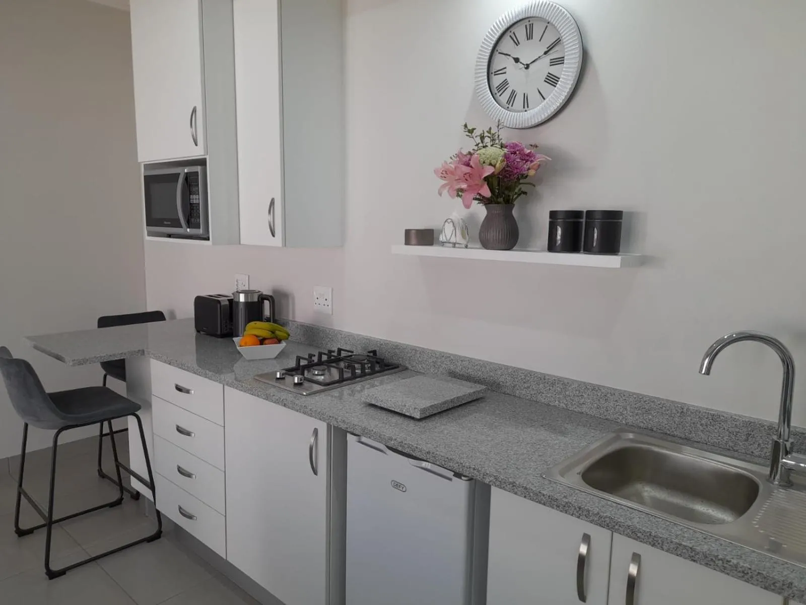 Kent Manor Guest Suites