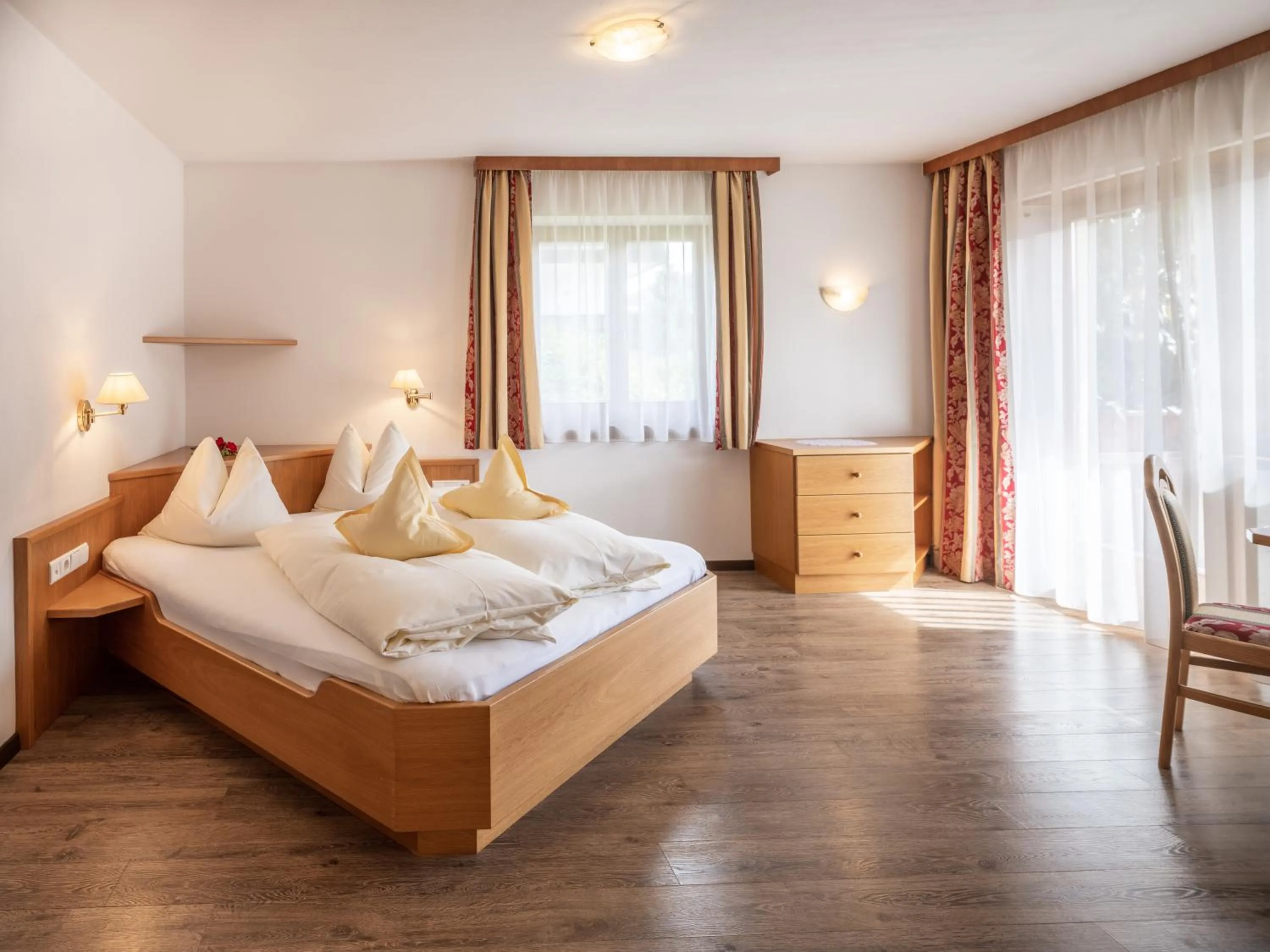 Photo of the whole room, Bed in Hotel B&B Martha