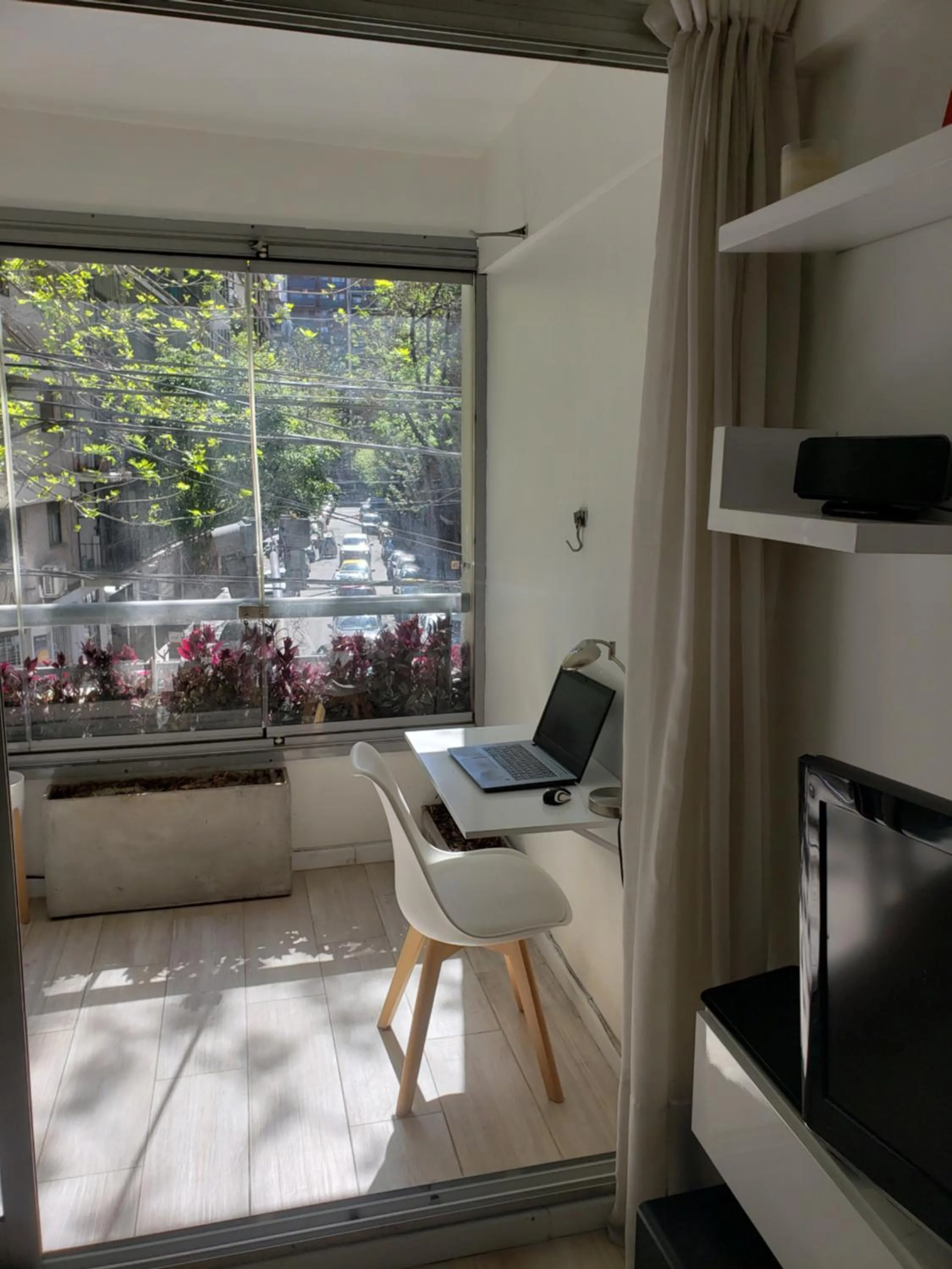 Seating area in Alto Palermo