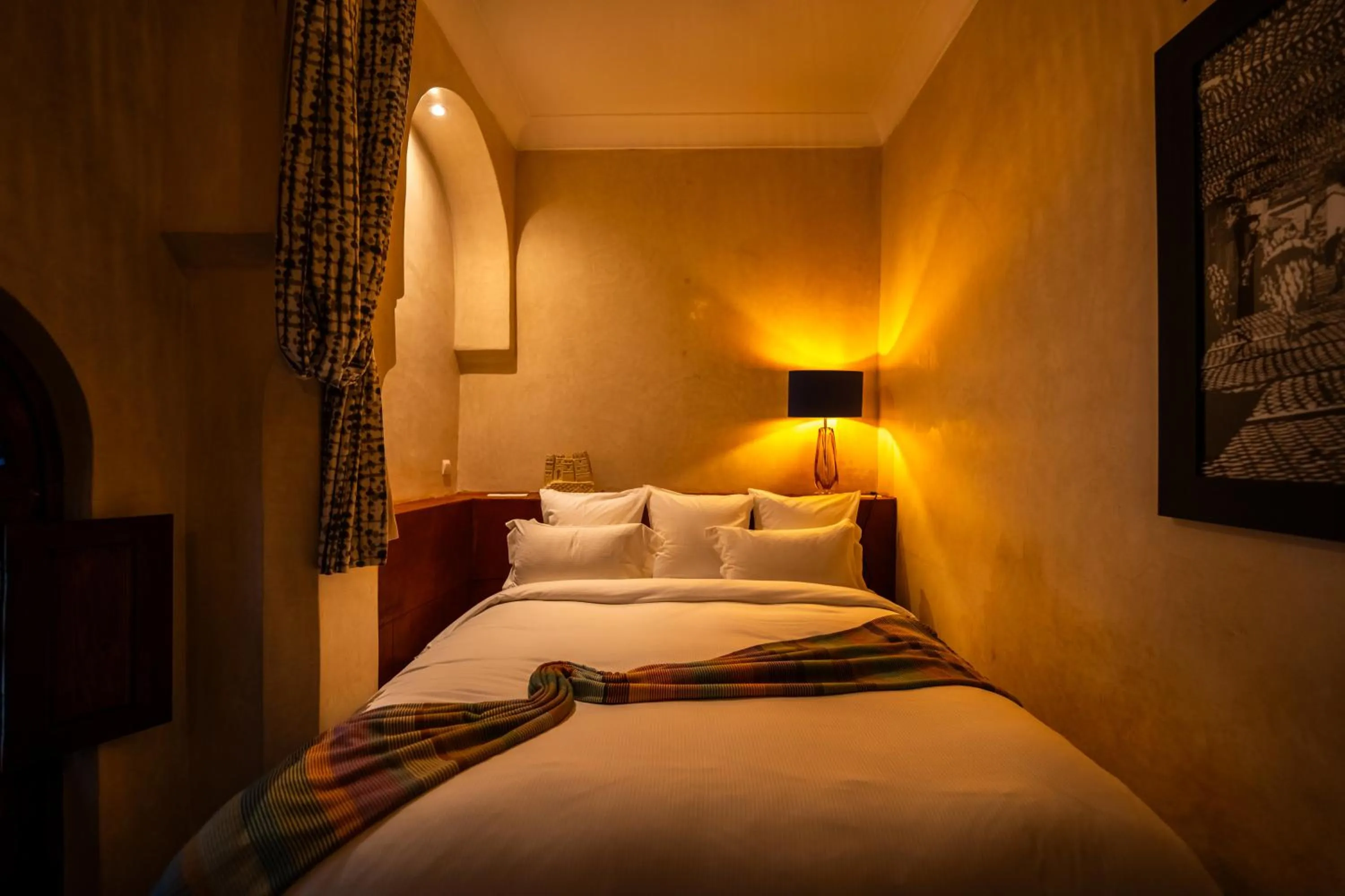 Bed in Riad Les Yeux Bleus