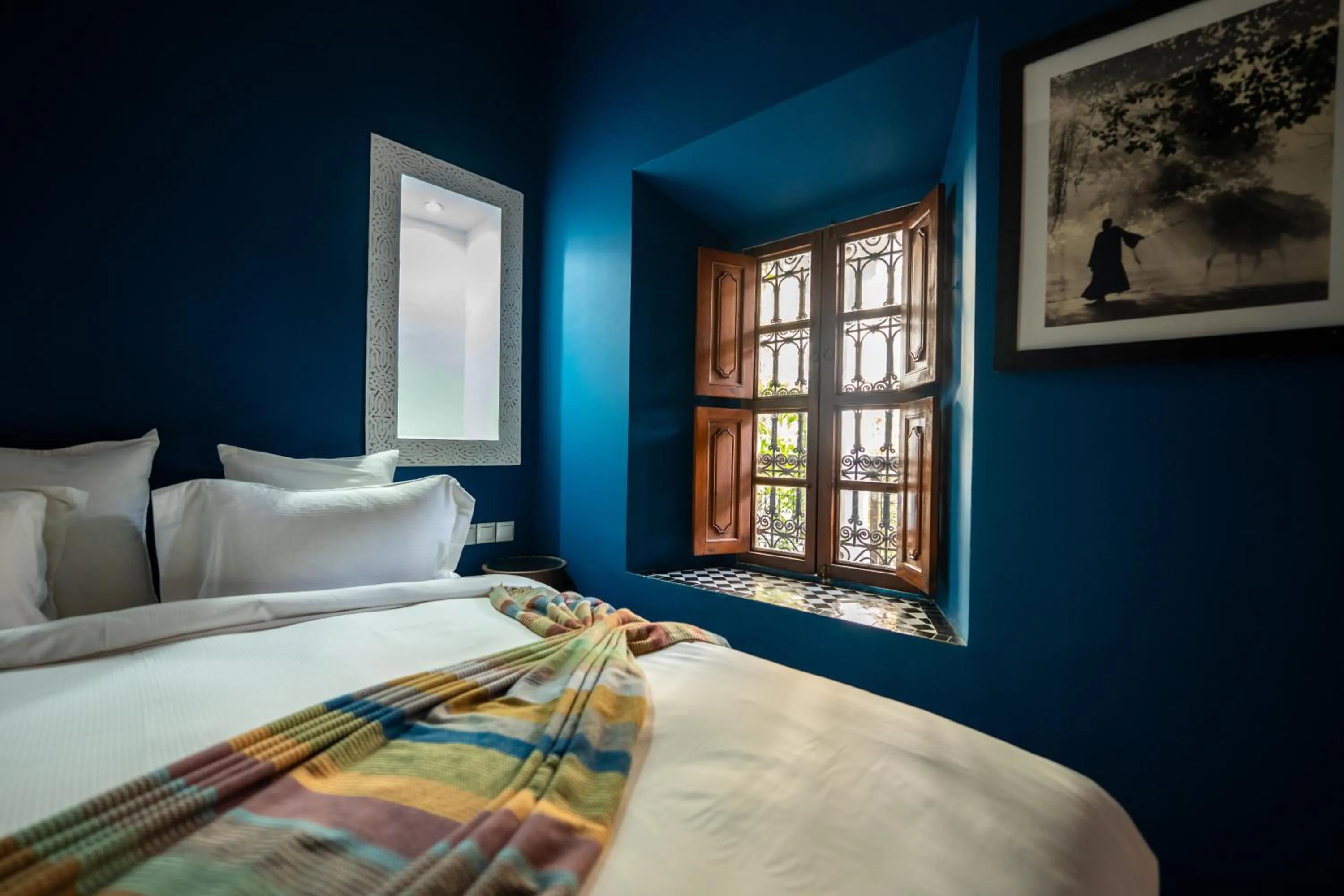 Bed in Riad Les Yeux Bleus