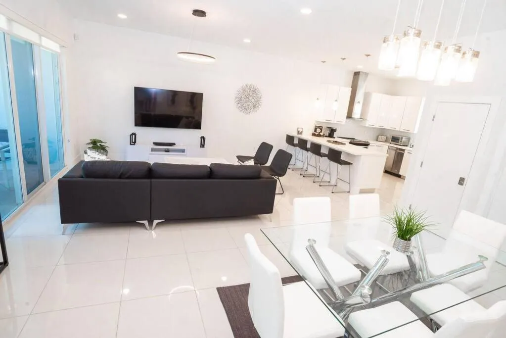 Across the Ocean few steps to beach contemporary three Bedroom townhouse