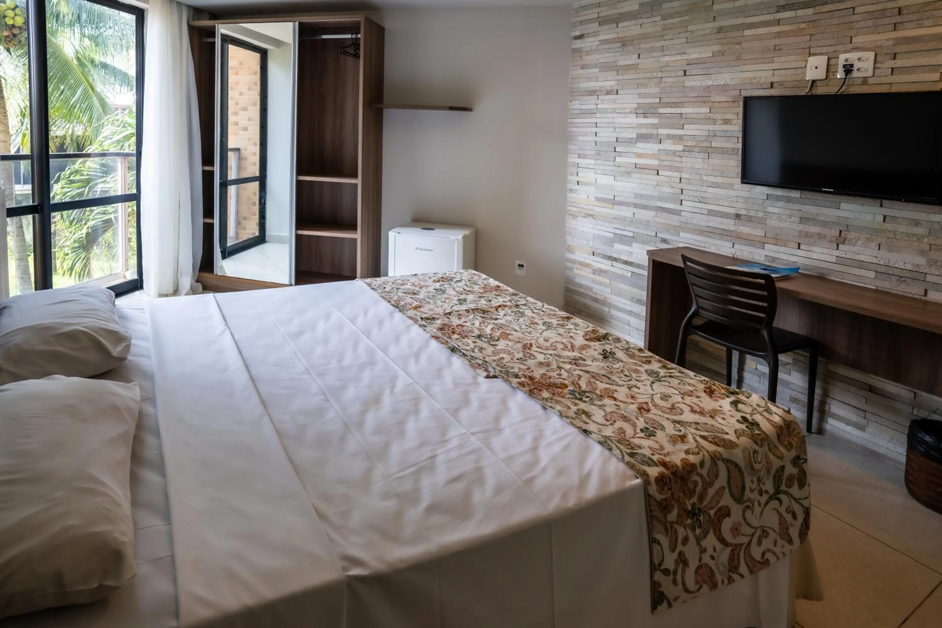 Bed in Bessa Beach Hotel