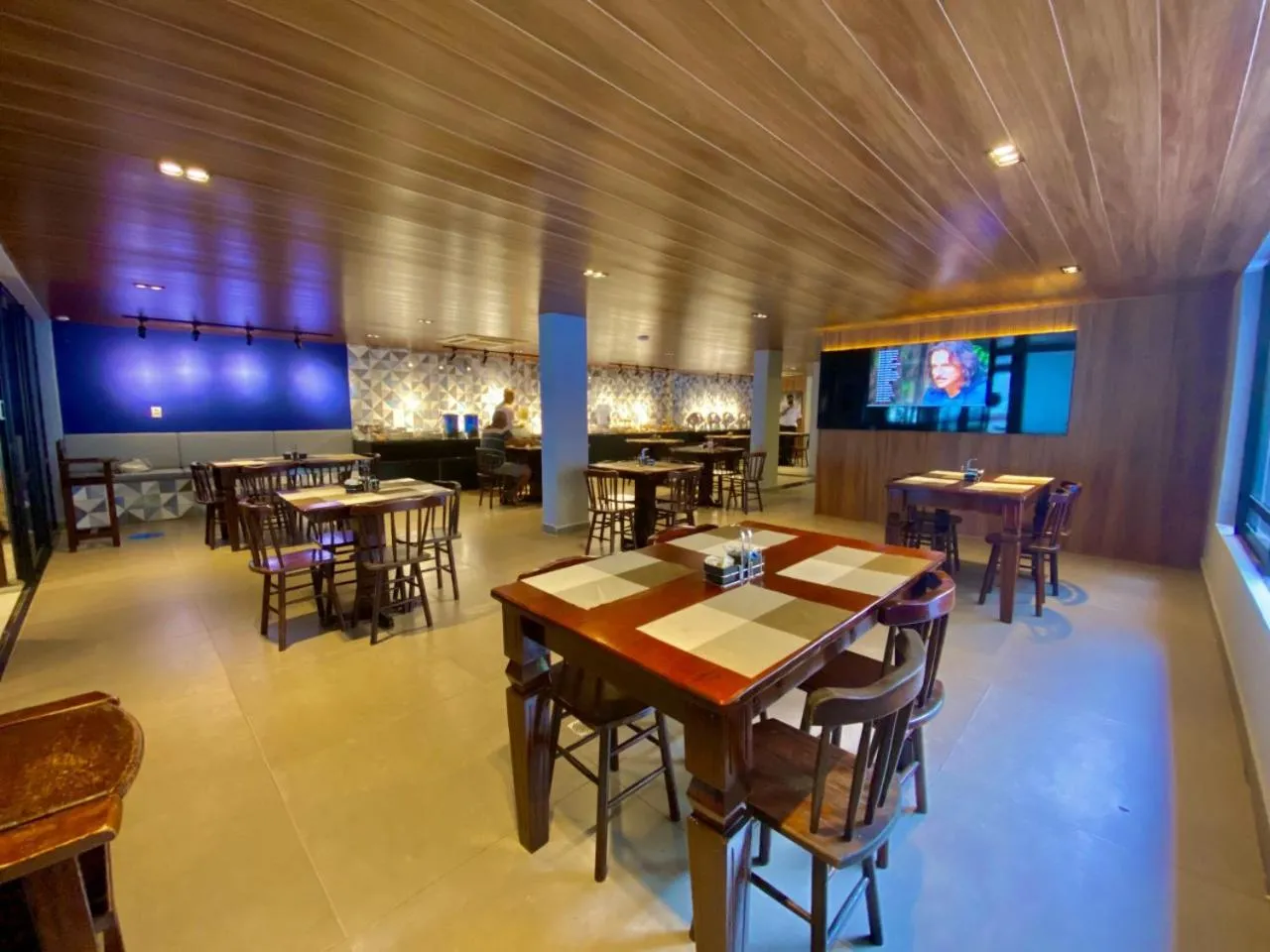 Restaurant/places to eat in Bessa Beach Hotel