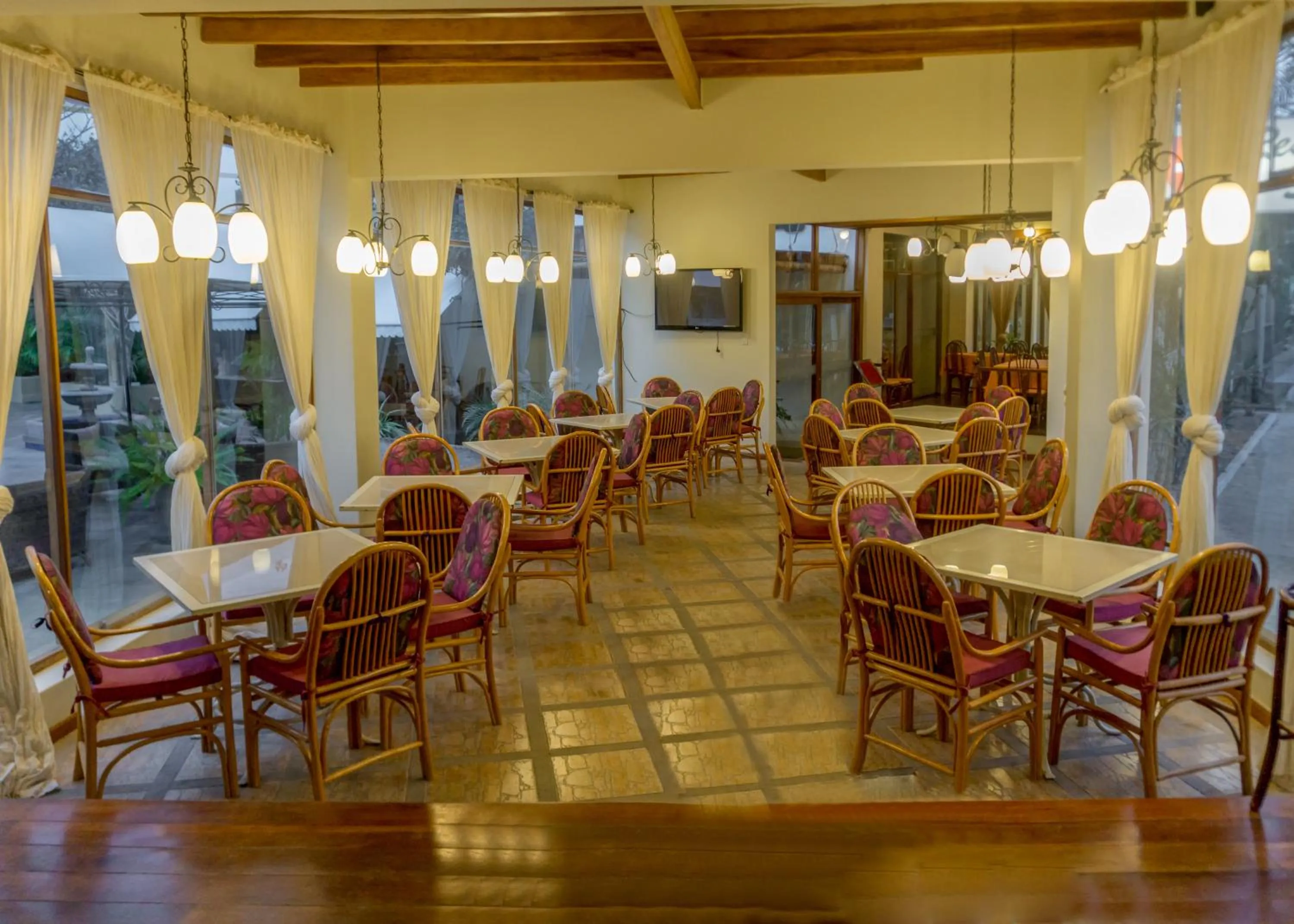 Lounge or bar in Hosteria Suiza