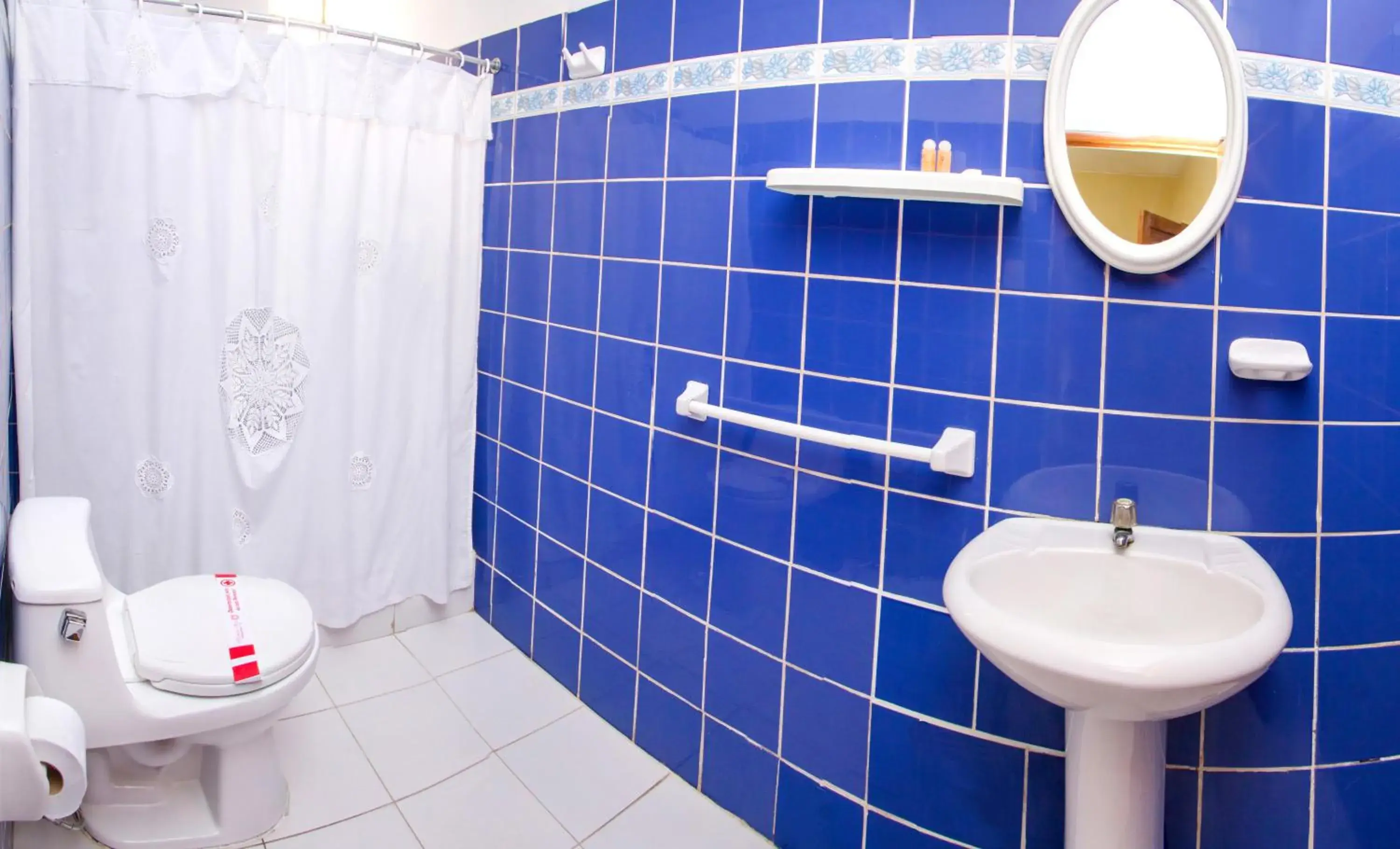 Triple Room in Hosteria Suiza Triple Room in Hosteria Suiza