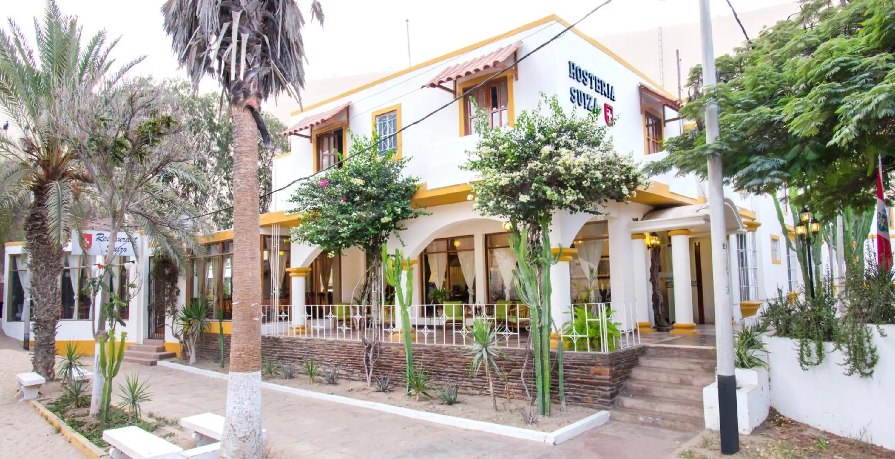Facade/entrance in Hosteria Suiza