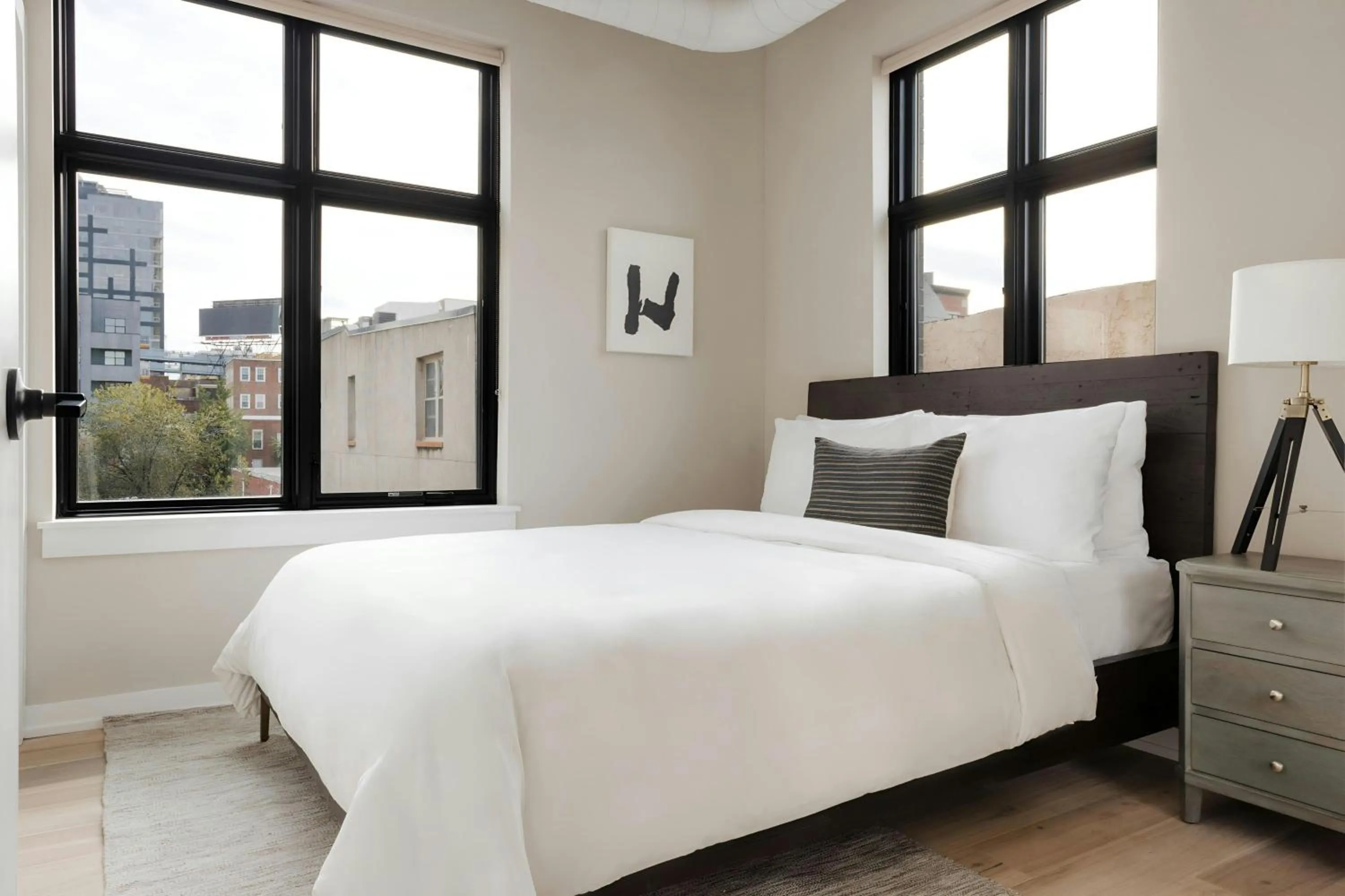 Bedroom, Bed in Sonder by Marriott Bonvoy The Edison Apartments Old City