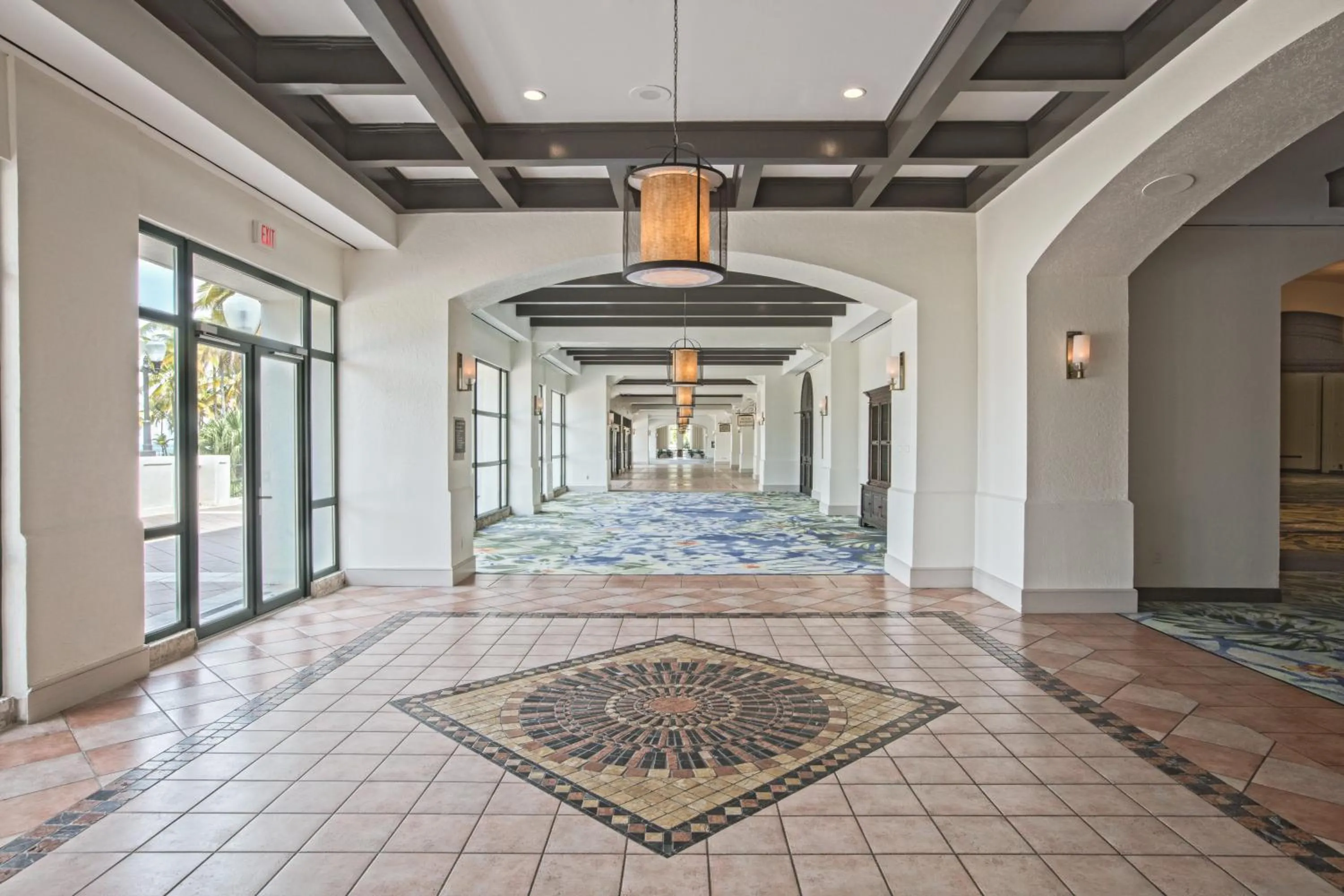 Entertainment in Wyndham Grand Rio Mar Rainforest Beach and Golf Resort