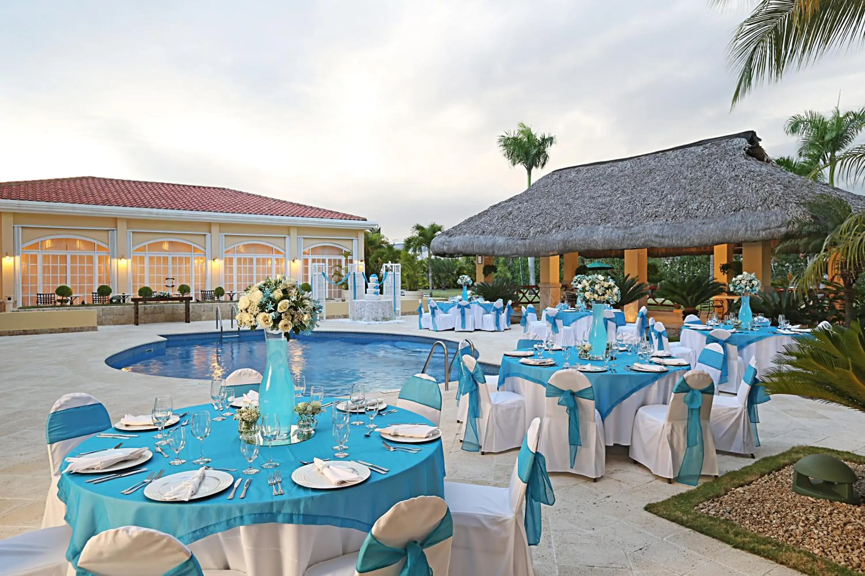 Pool view in Quality Hotel Real Aeropuerto Santo Domingo Pool view in Quality Hotel Real Aeropuerto Santo Domingo