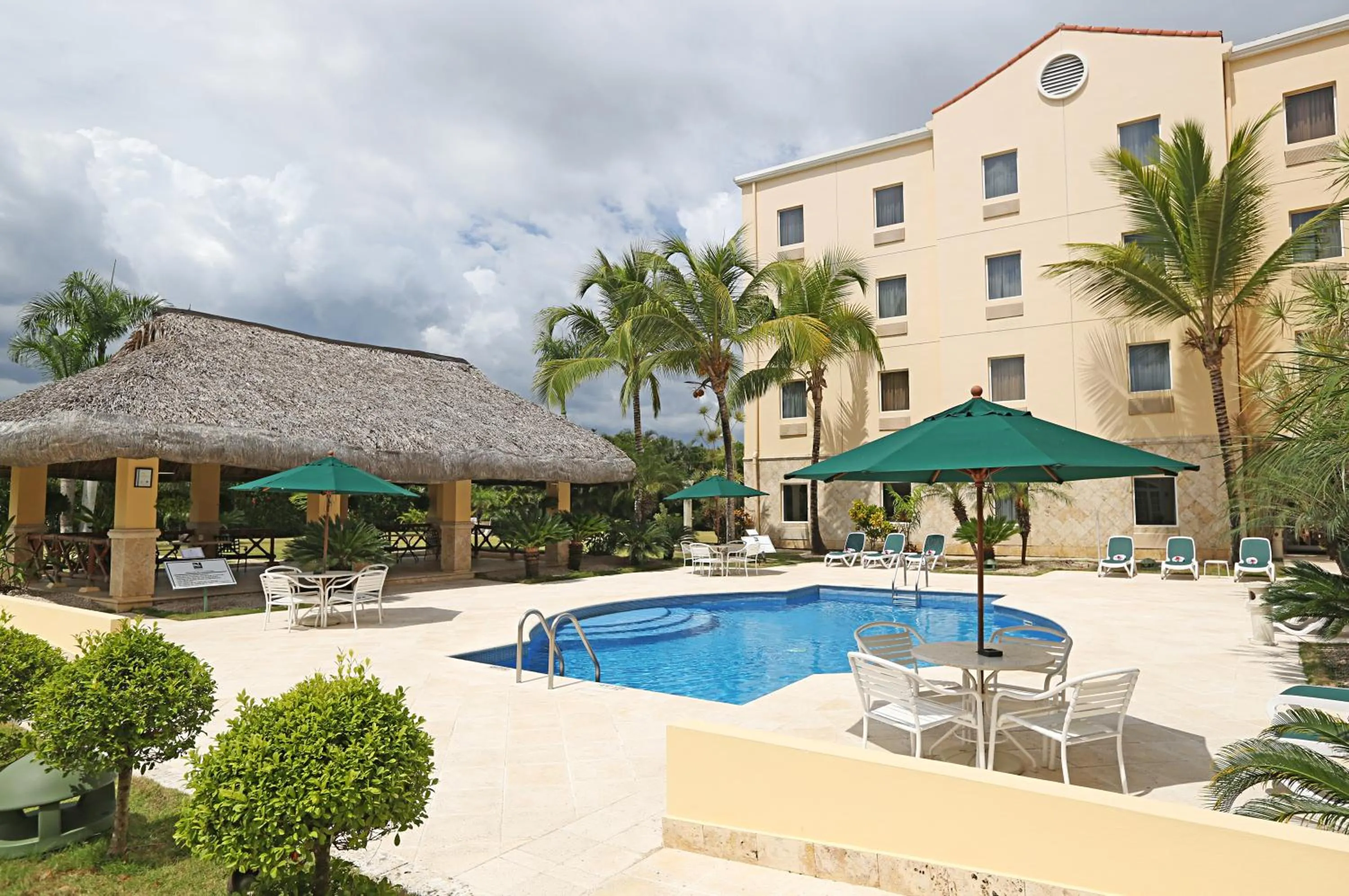 Property building in Quality Hotel Real Aeropuerto Santo Domingo