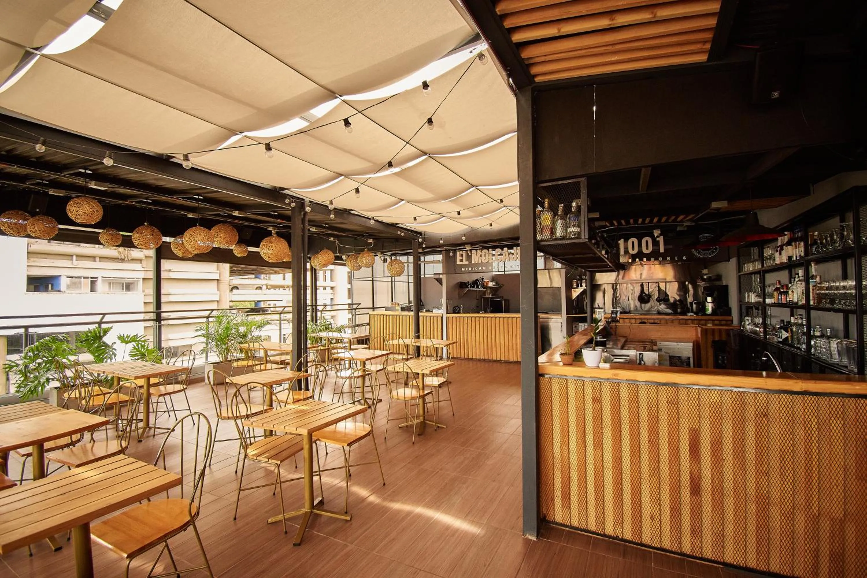 Balcony/Terrace in Hotel Lexum Estadio