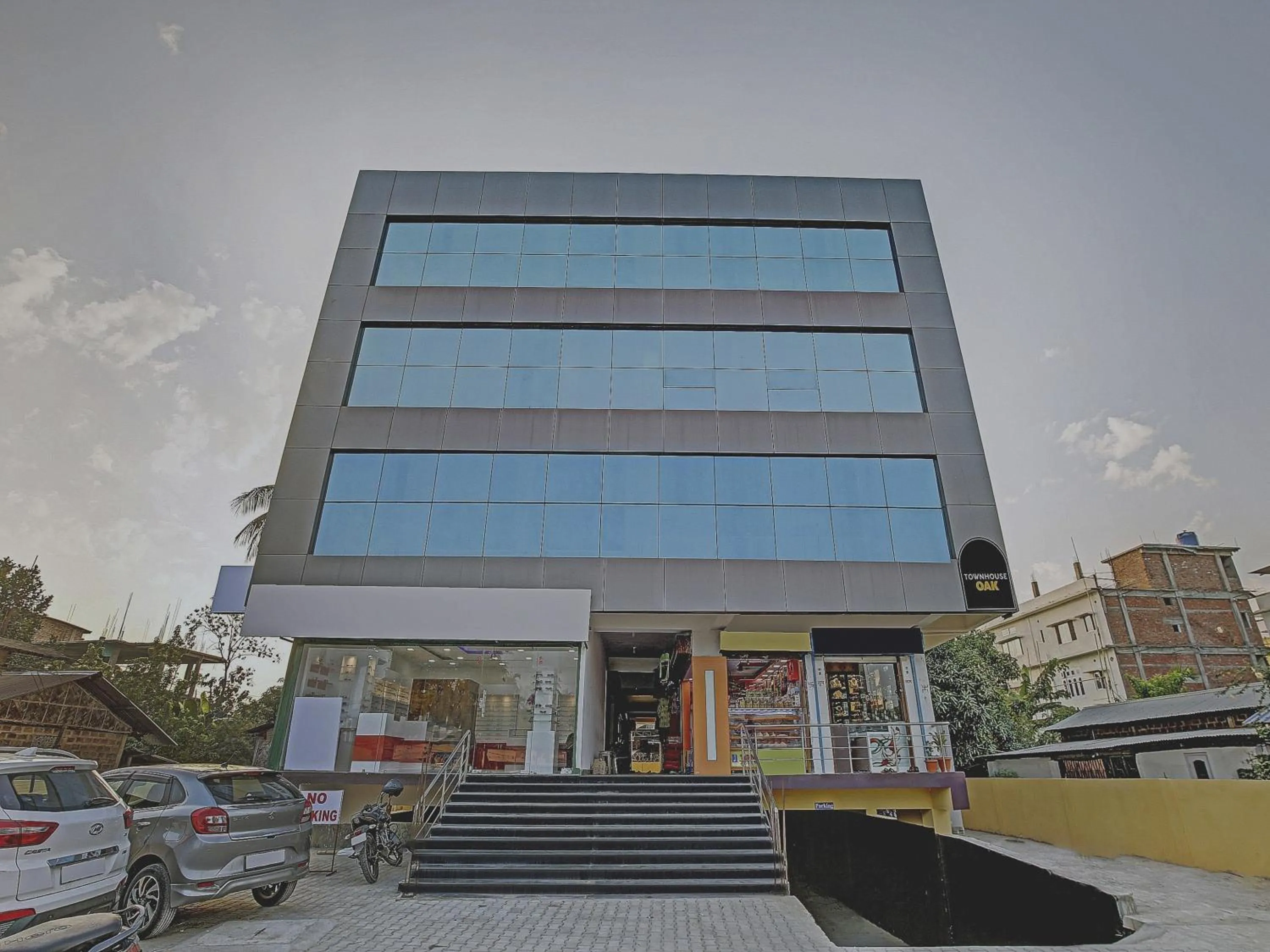 Facade/entrance in Townhouse OAK Hi-City