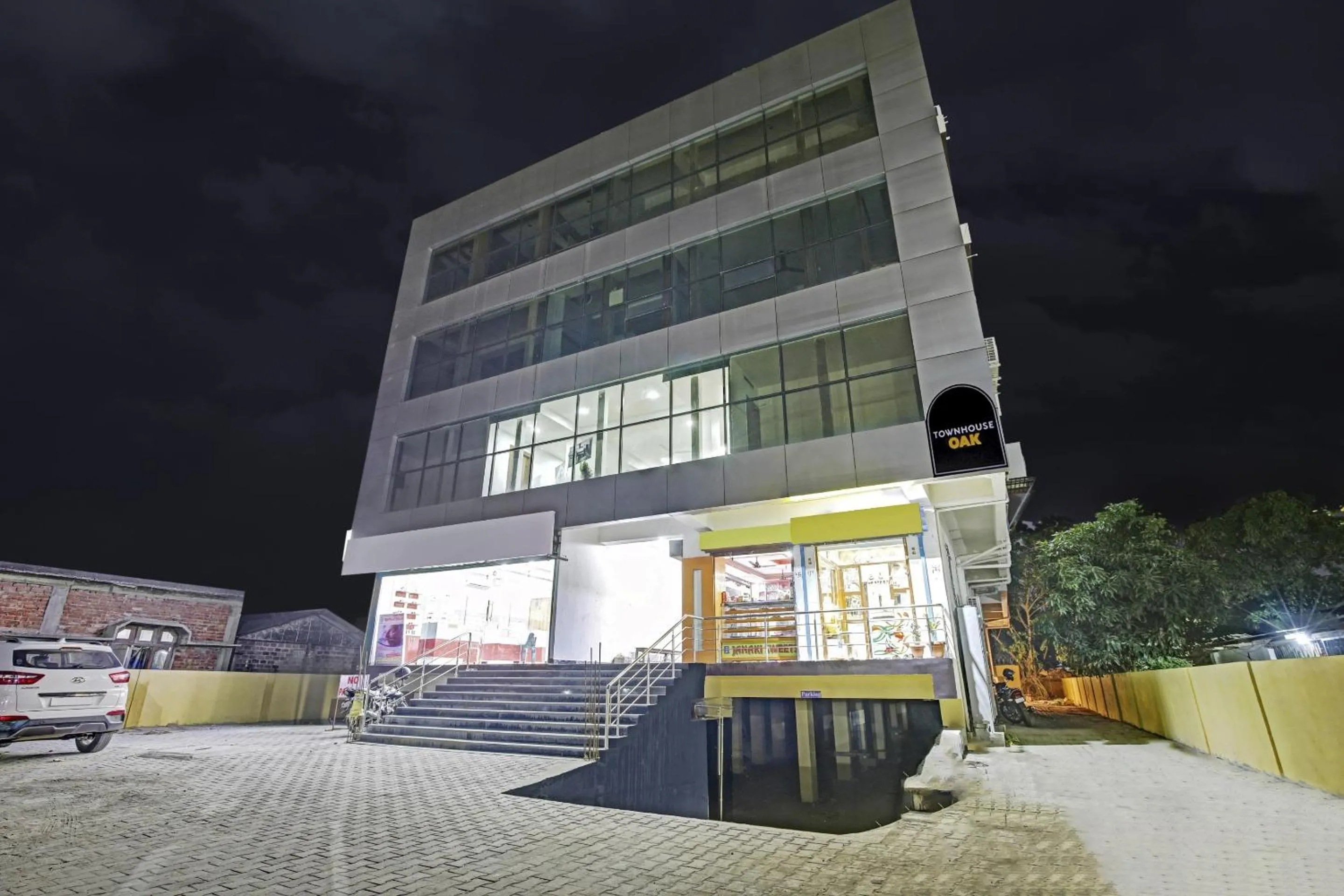 Townhouse OAK Hi-City