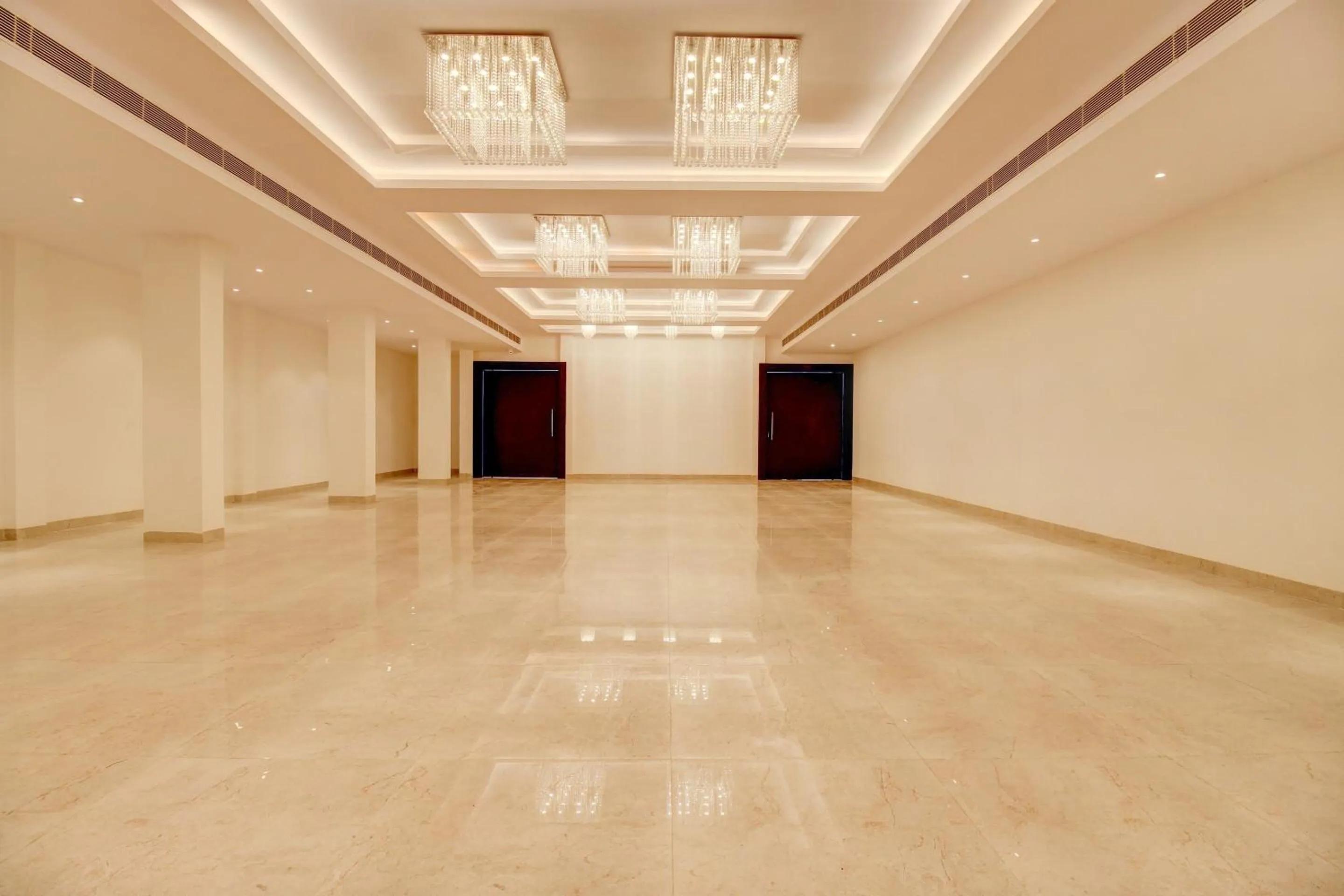 Lobby or reception in Super Townhouse OAK Aurelia Grand