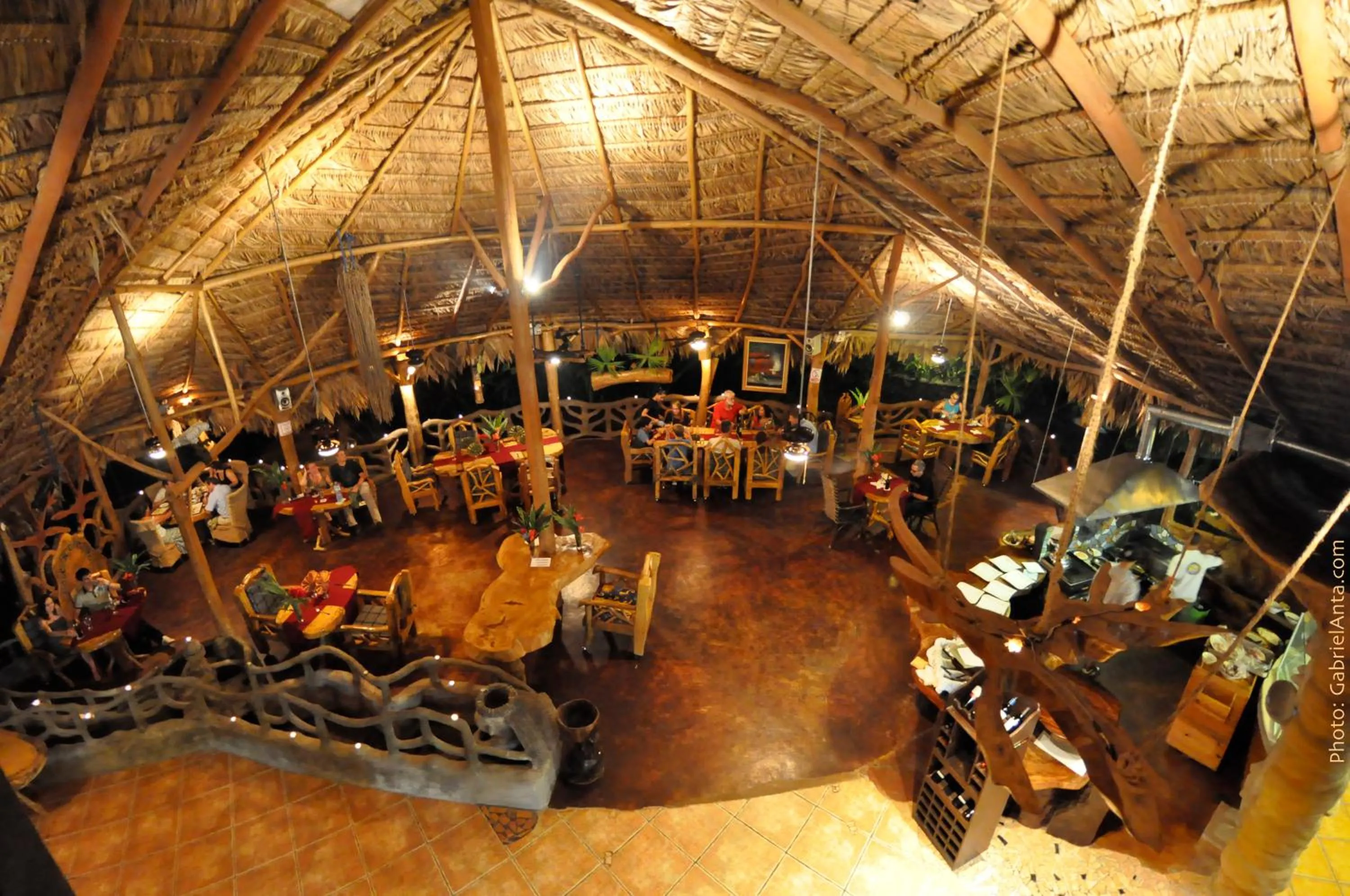 Restaurant/places to eat in Hotel La Costa de Papito