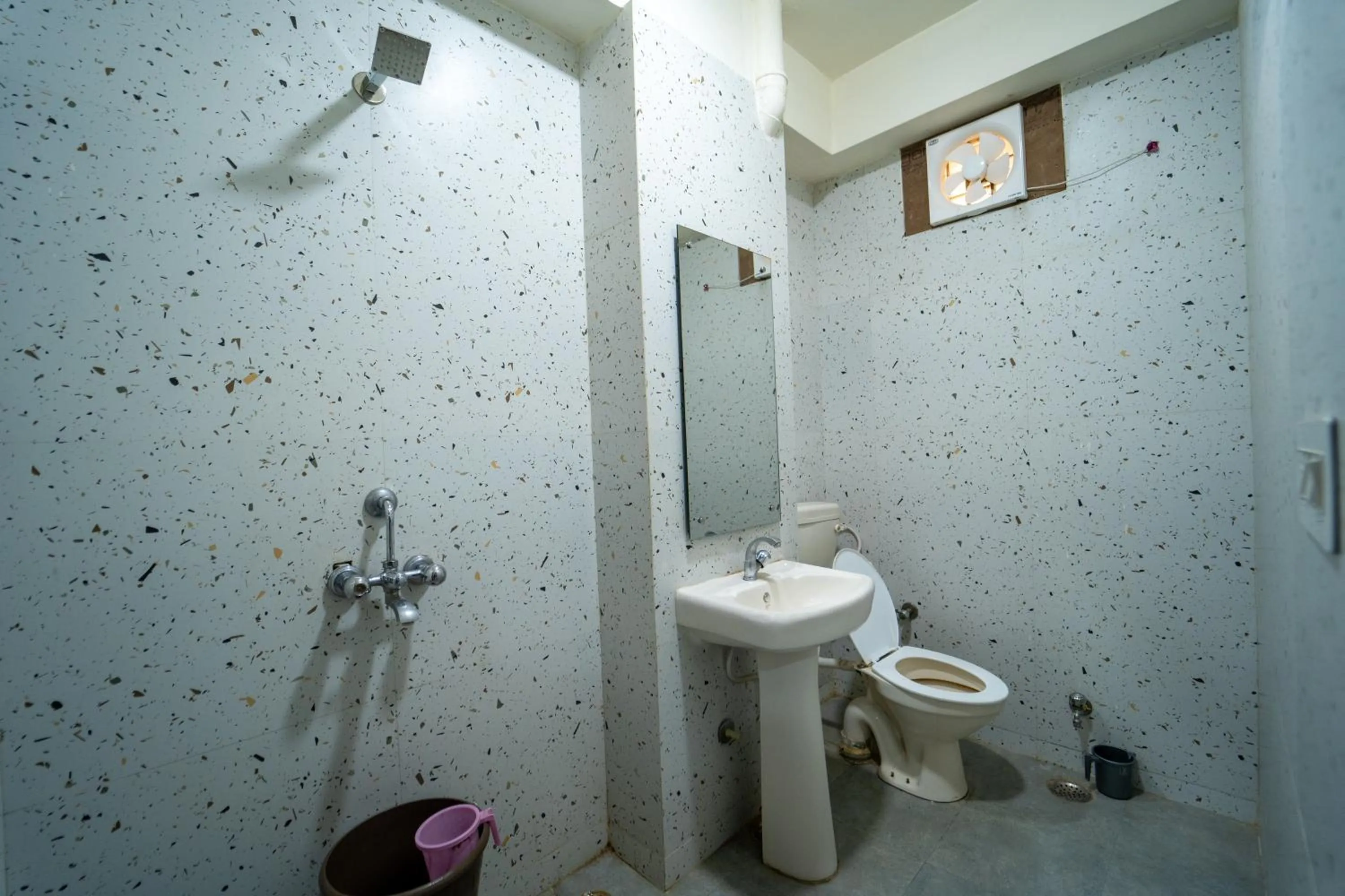 Toilet in Hotel Siddhi Vinayak