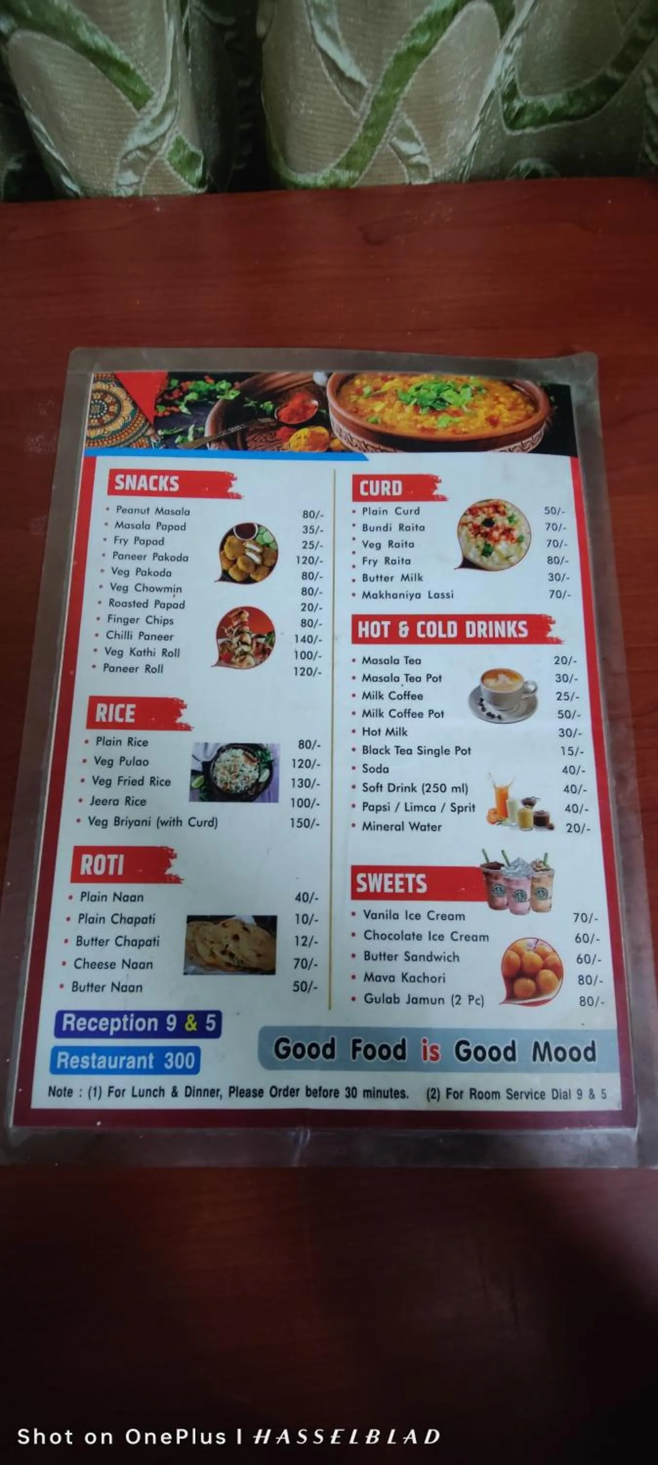 Food and drinks in Hotel Siddhi Vinayak