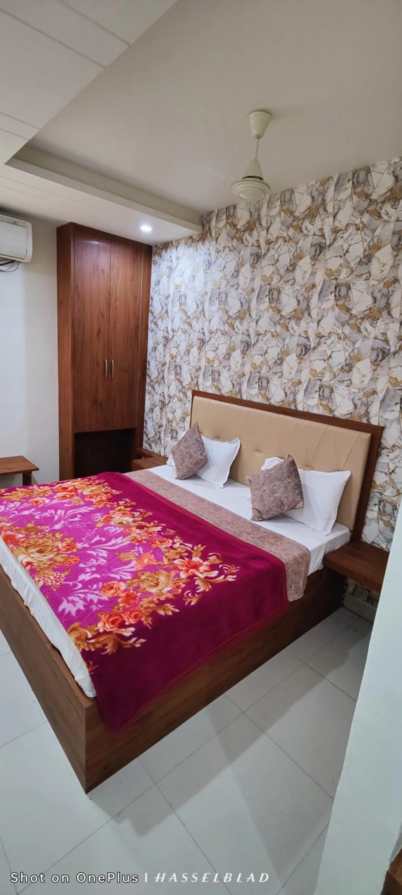 Bedroom, Bed in Hotel Siddhi Vinayak