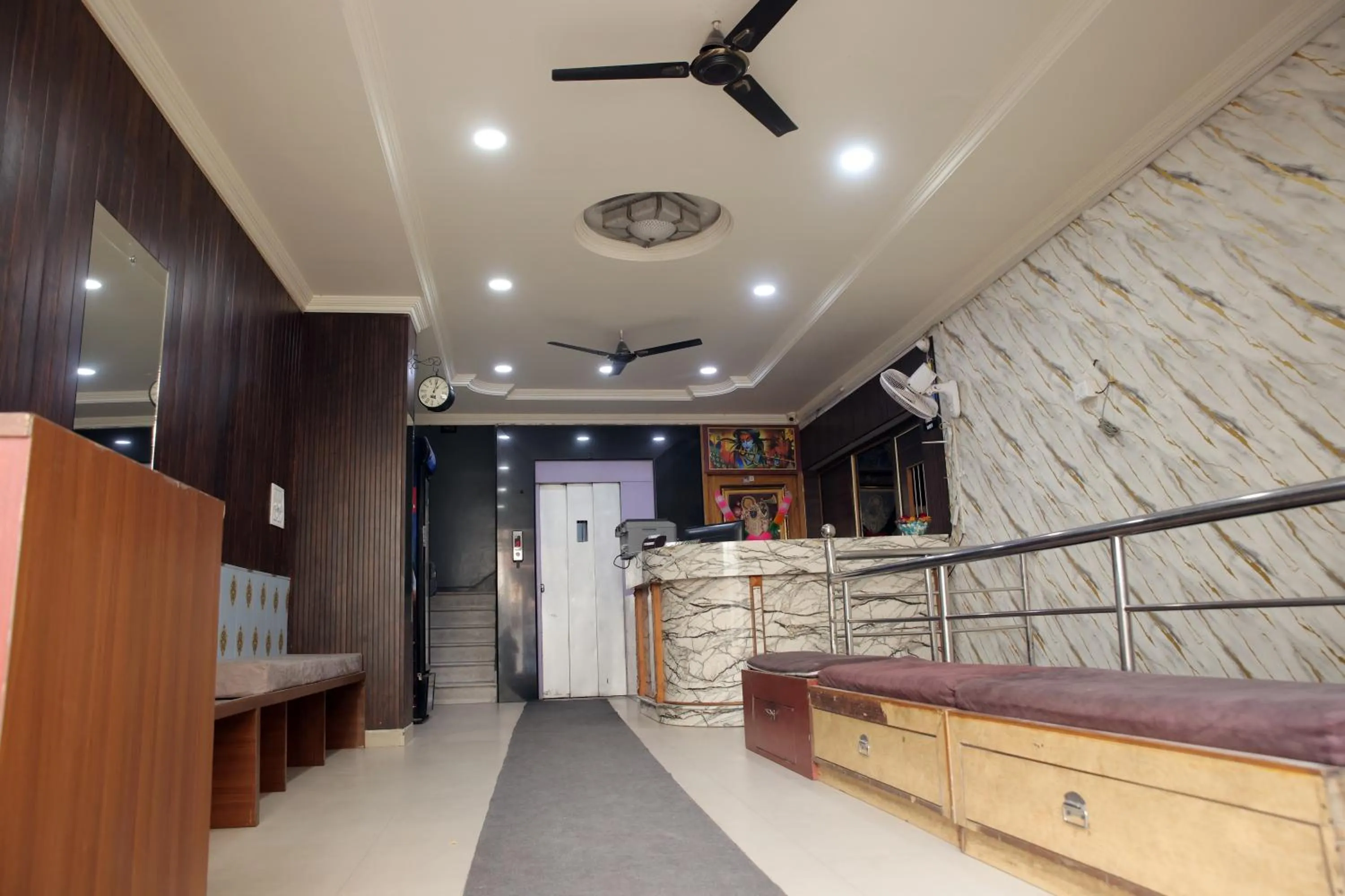 Lobby or reception in Hotel Siddhi Vinayak