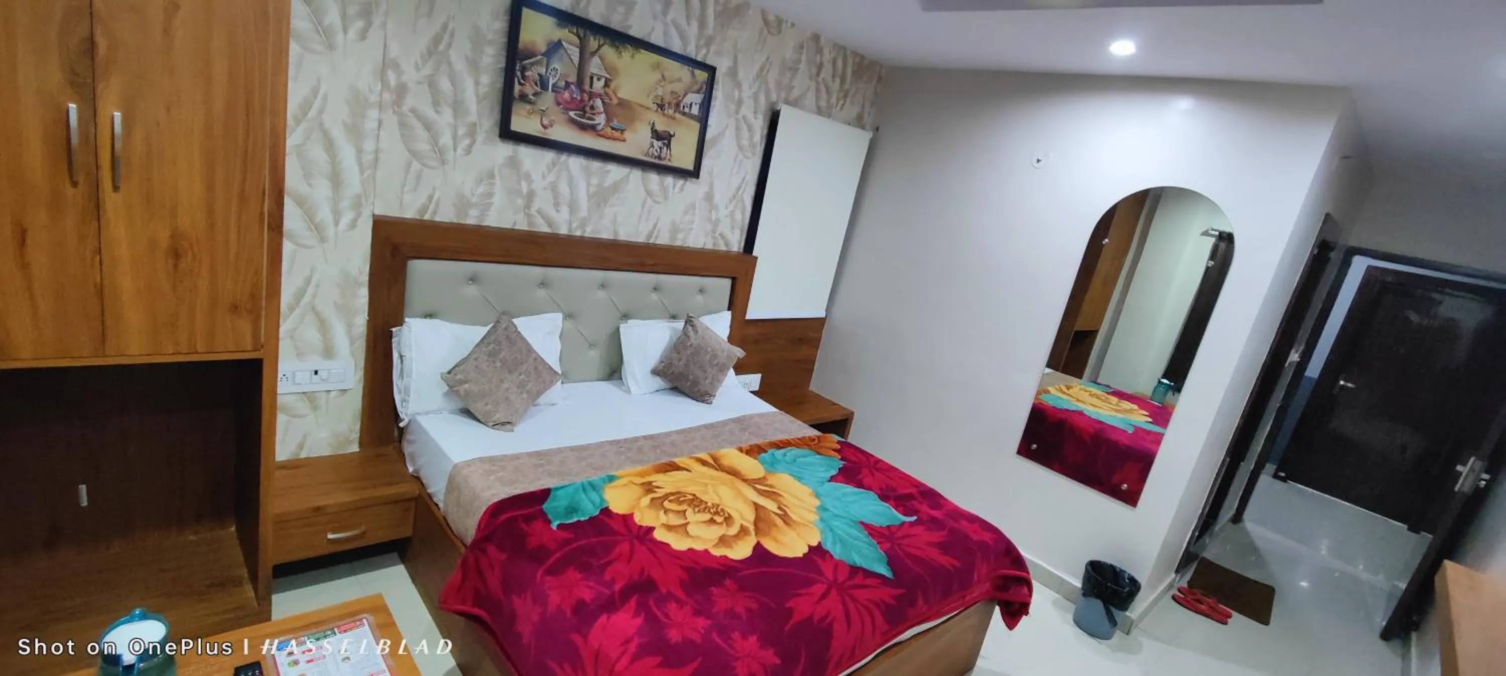 Bed in Hotel Siddhi Vinayak
