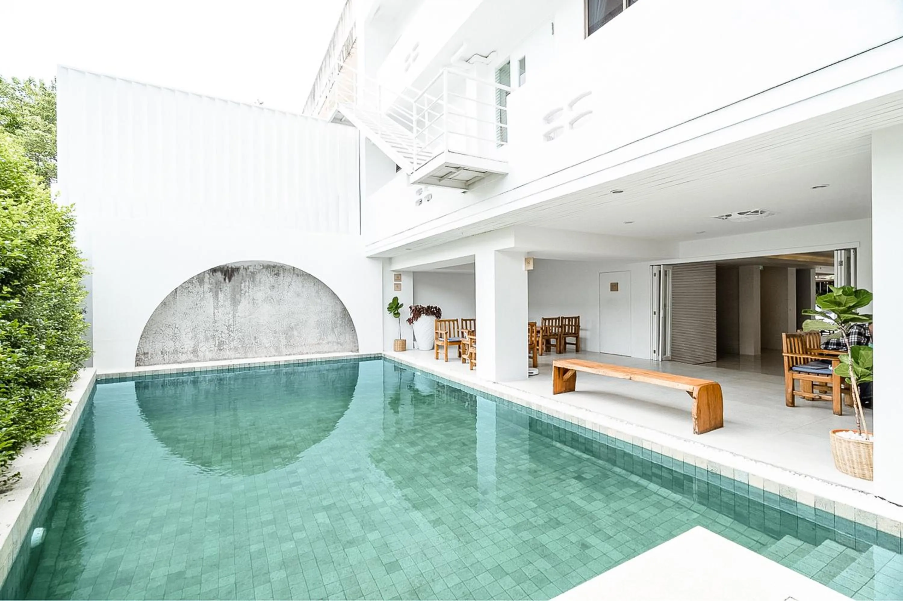 Swimming pool in Bedline Hotel - SHA Certified