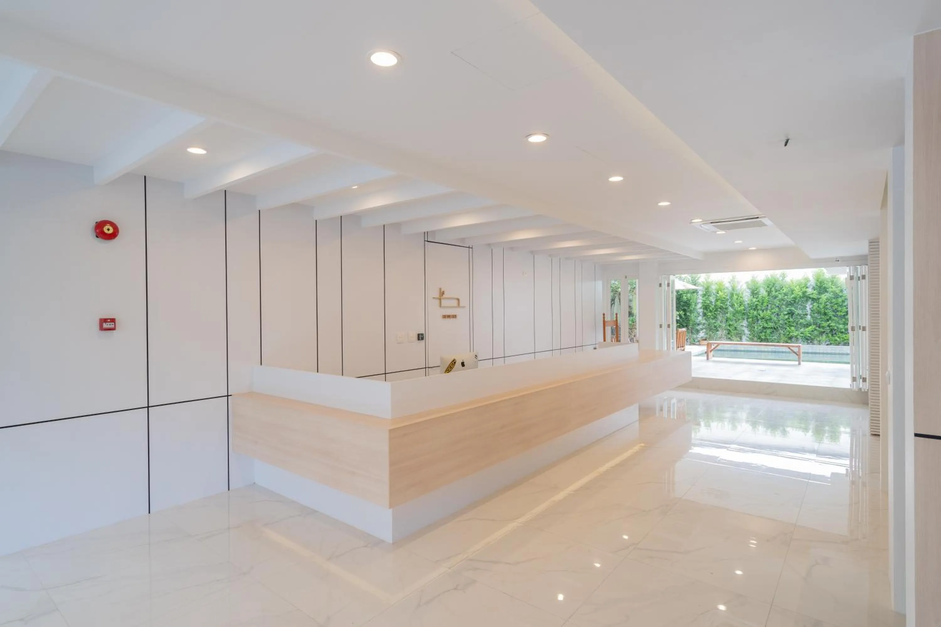 Lobby or reception in Bedline Hotel - SHA Certified