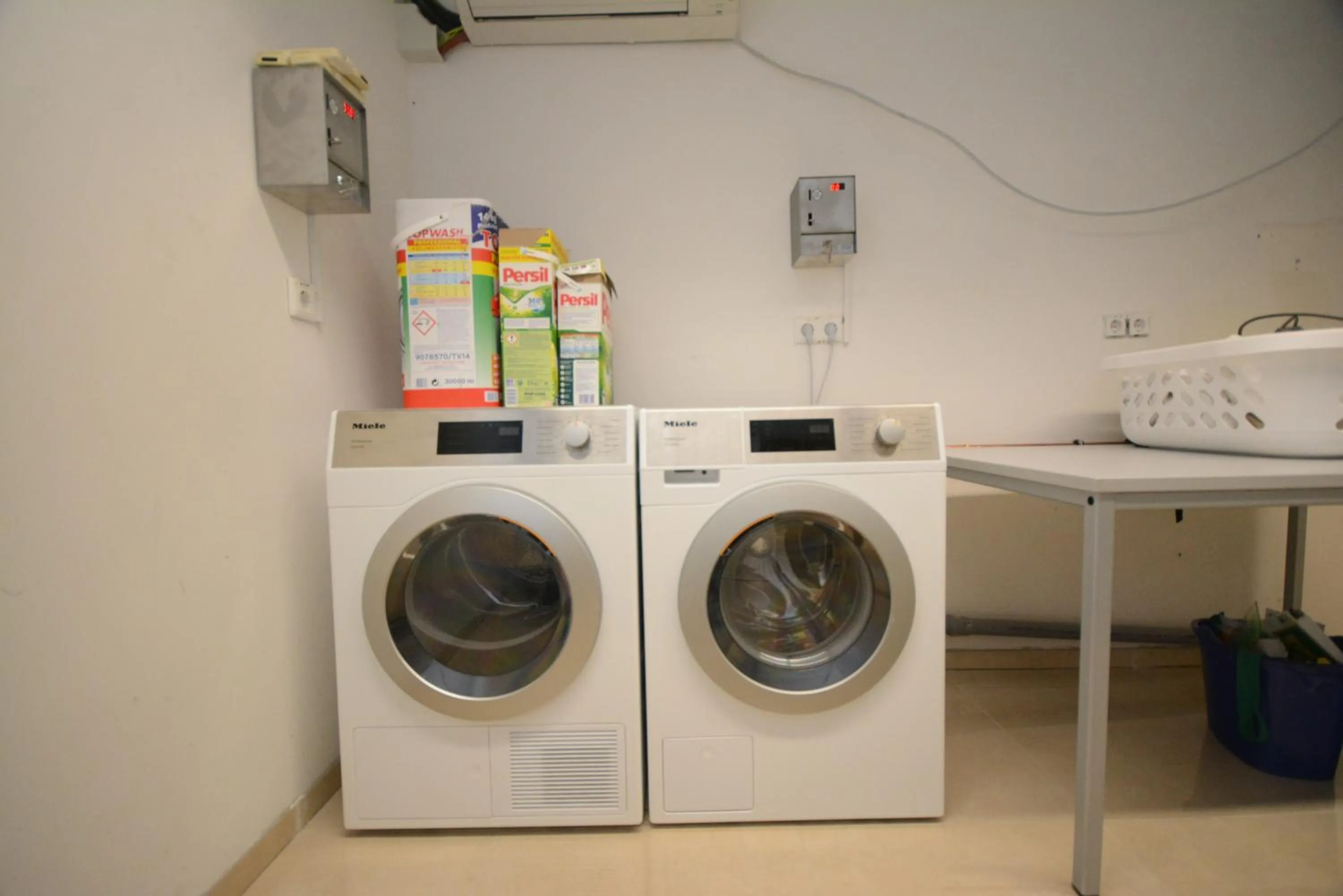 washing machine in Hannover Zimmervermietung Mardino