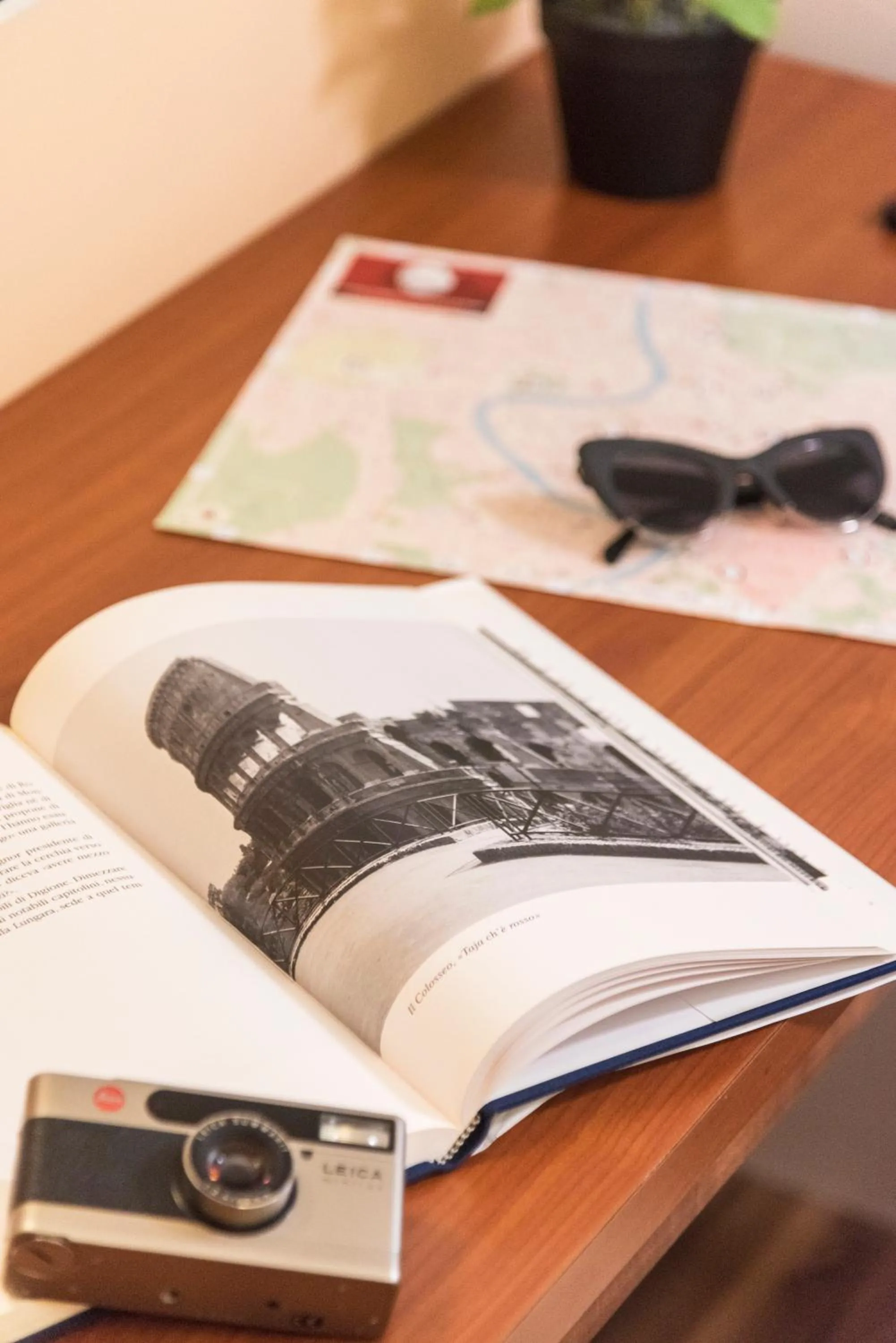 Bedroom in Gregorio's Rooms